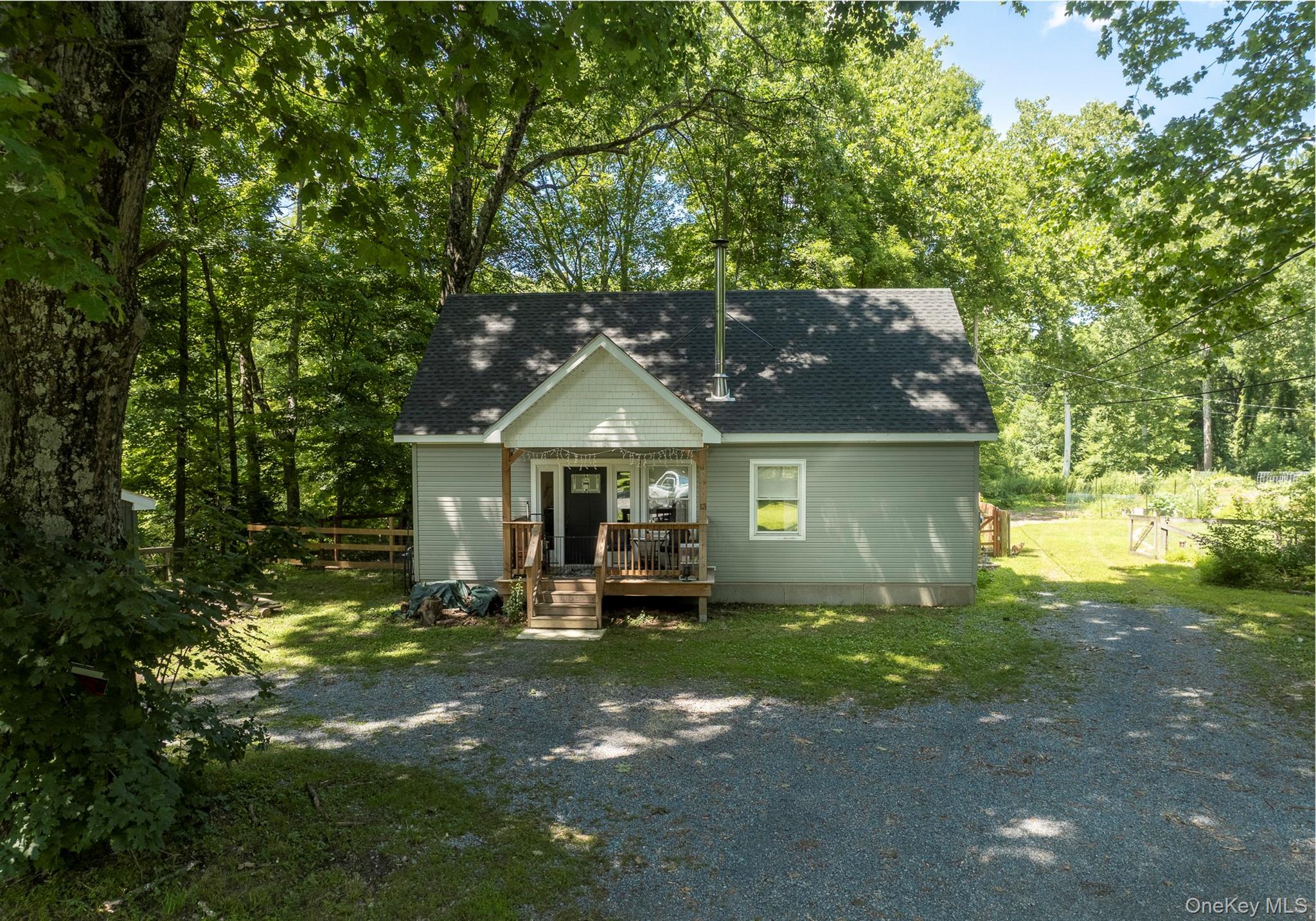 Single Family Creekside Place  Dutchess County, NY 12569, MLS-1030685-13