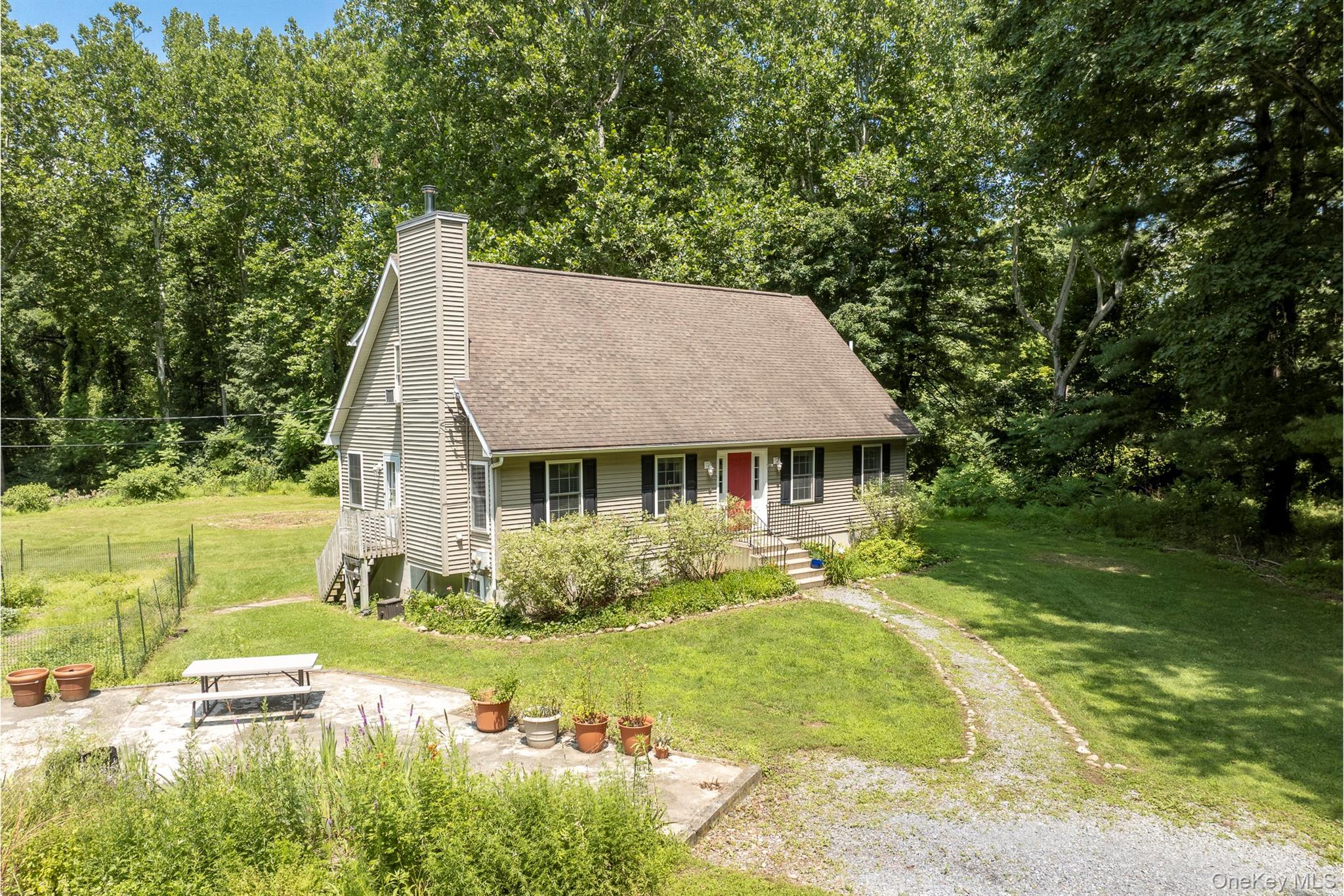 Single Family Creekside Place  Dutchess County, NY 12569, MLS-1030685-29