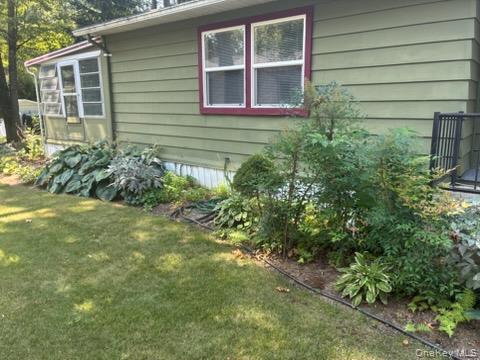 Single Family Old Country Road Suffolk County, NY 11901, MLS-1030728-2