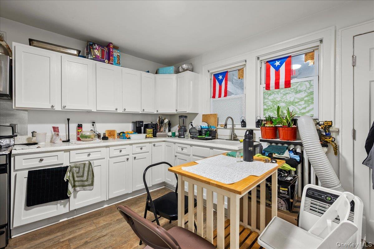 Single Family Grant Street Westchester County, NY 10573, MLS-1030731-12