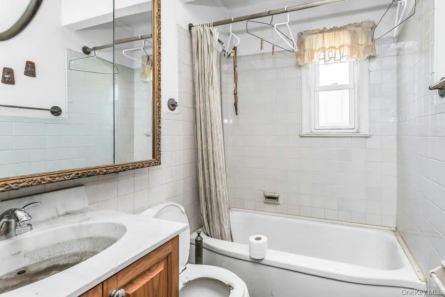 Single Family Windsor Road Nassau County, NY 11553, MLS-1030732-11