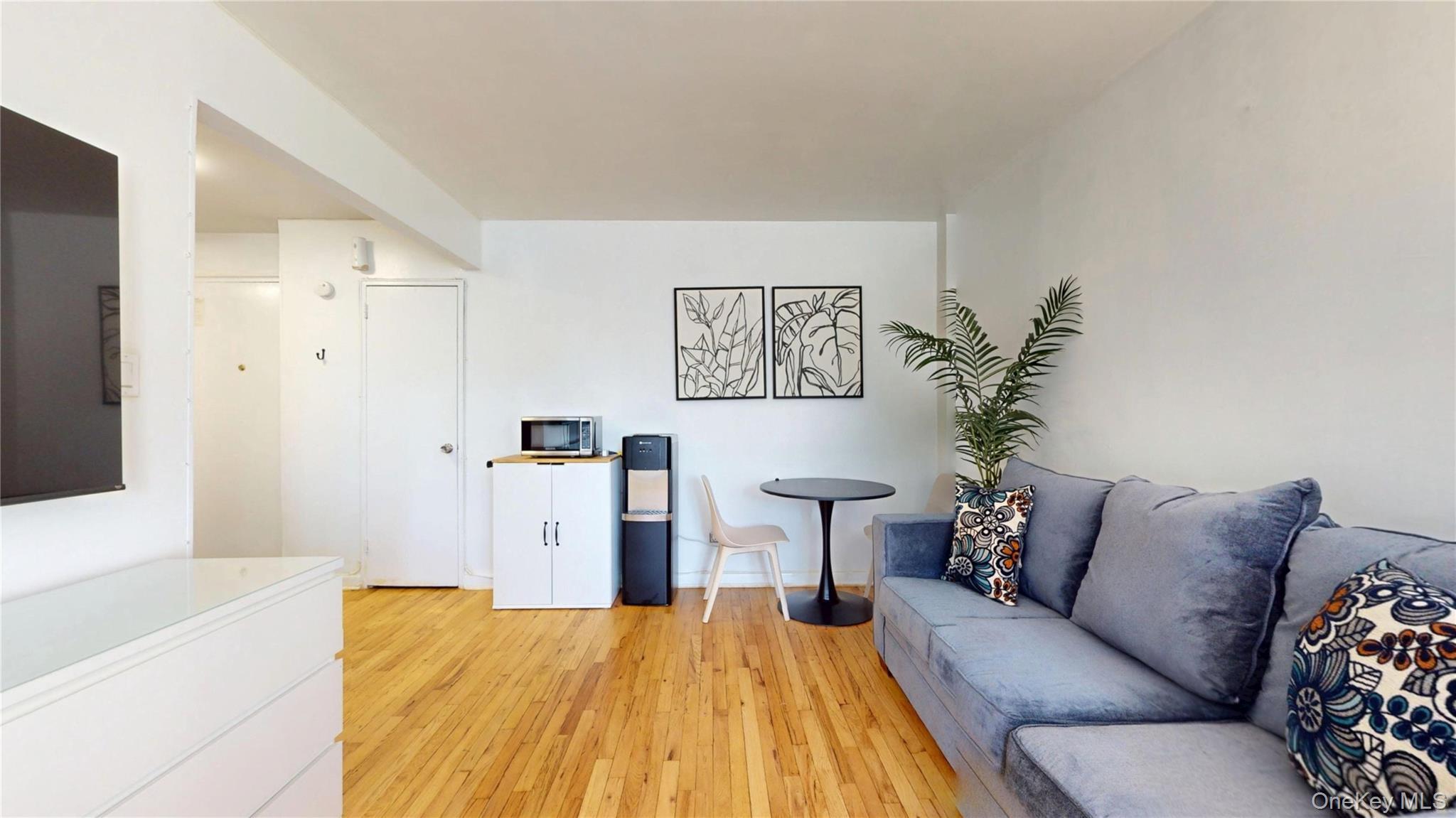 Apartment 169th Street Queens, NY 11432, MLS-1030735-10