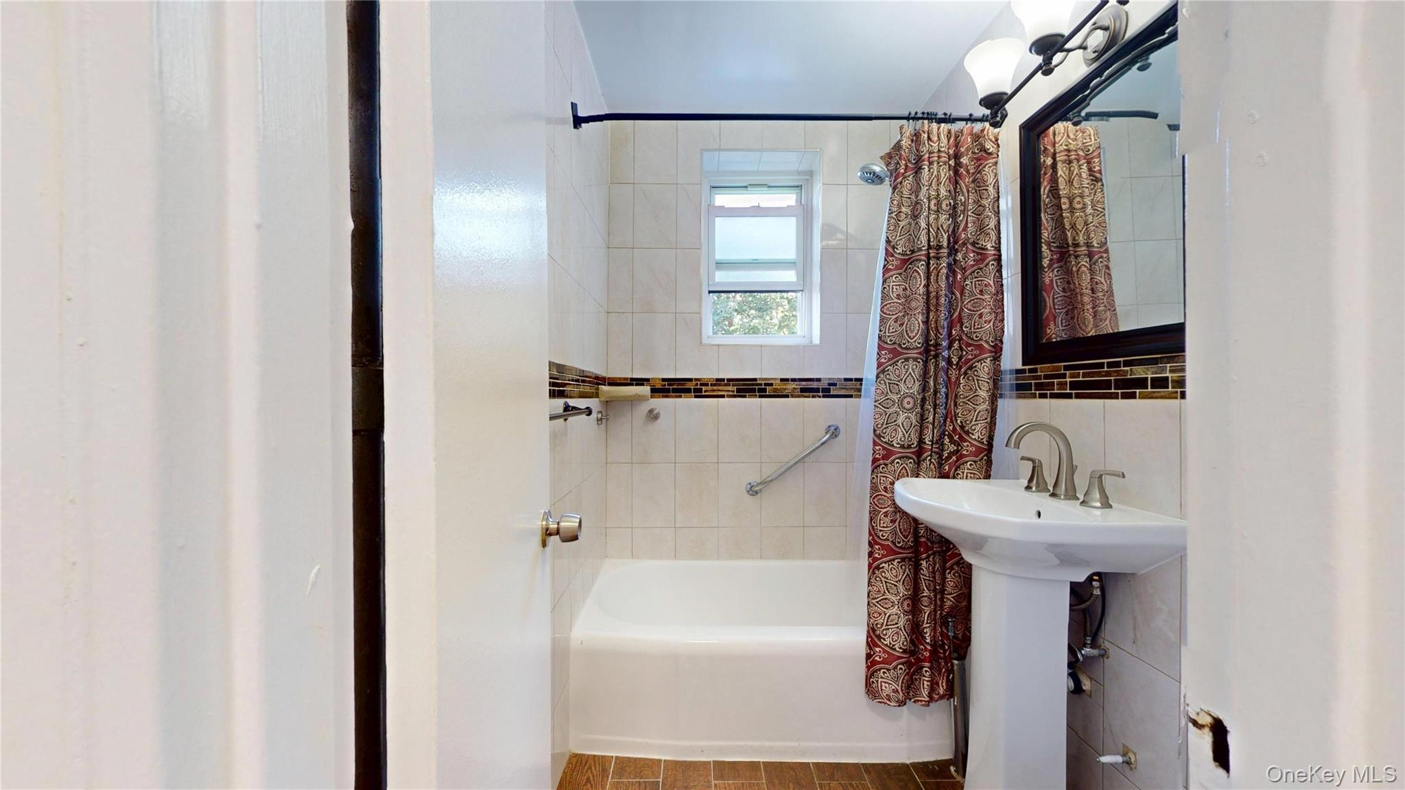 Apartment 169th Street Queens, NY 11432, MLS-1030735-16