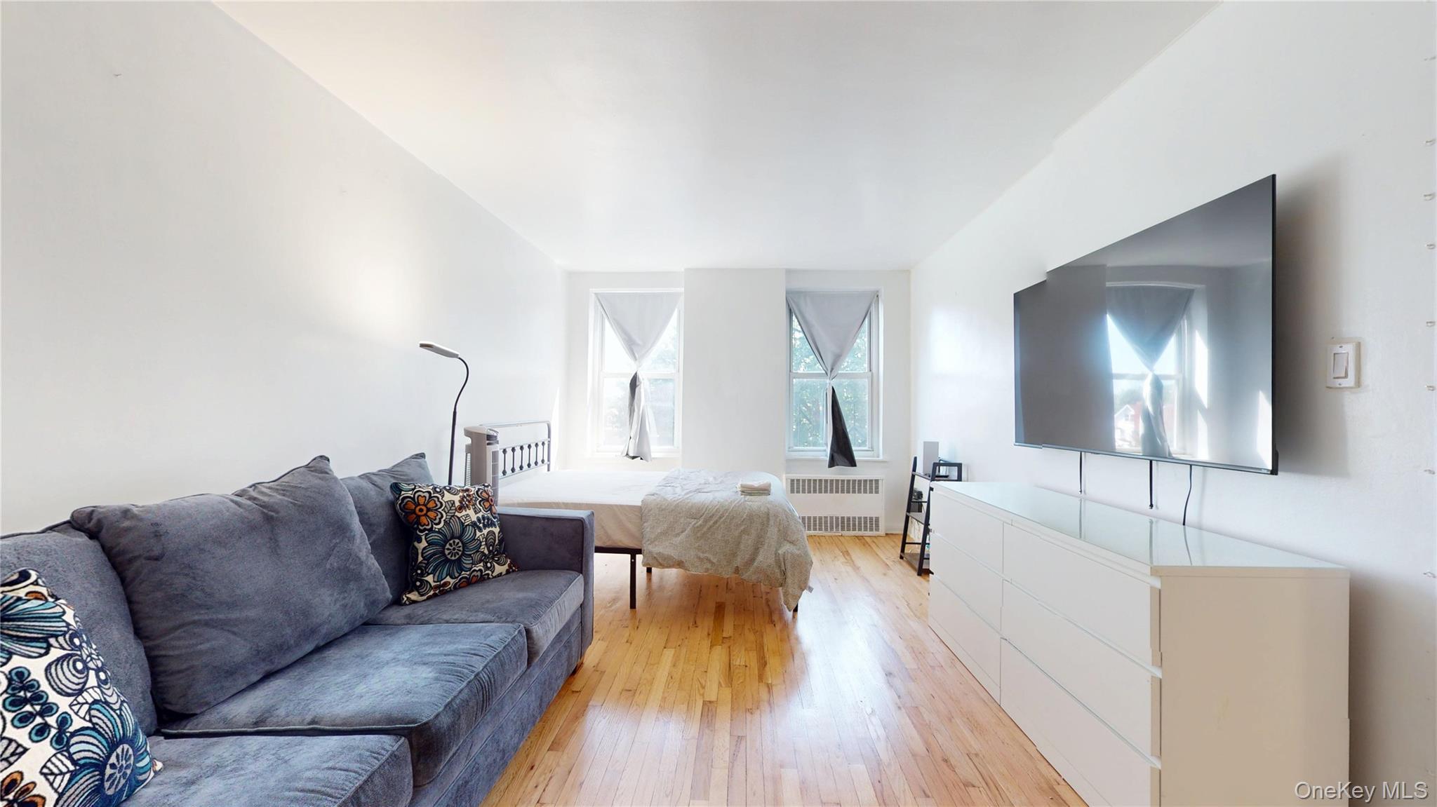 Apartment 169th Street Queens, NY 11432, MLS-1030735-9