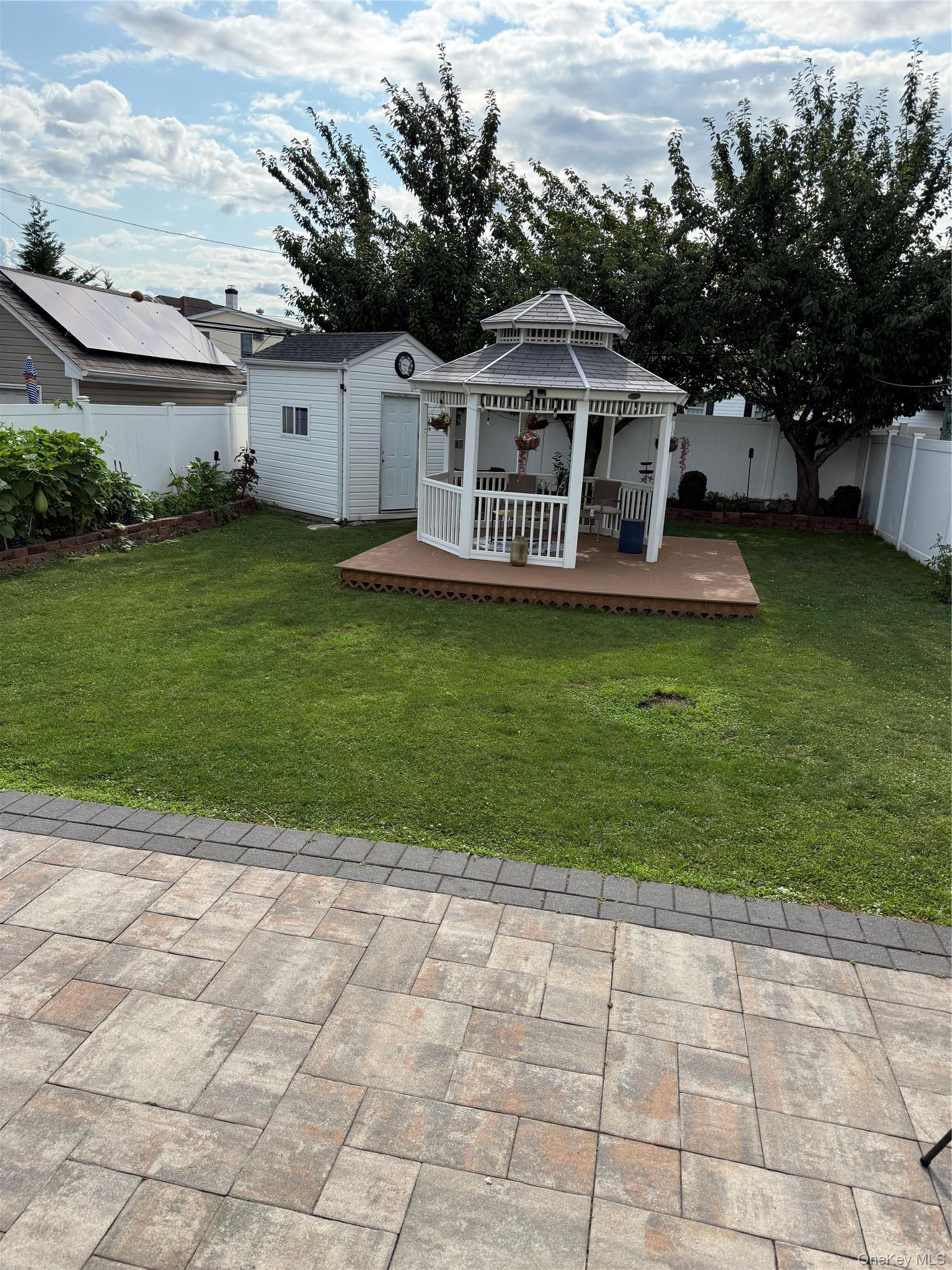Single Family Franklin Street  Nassau County, NY 11010, MLS-1030741-24