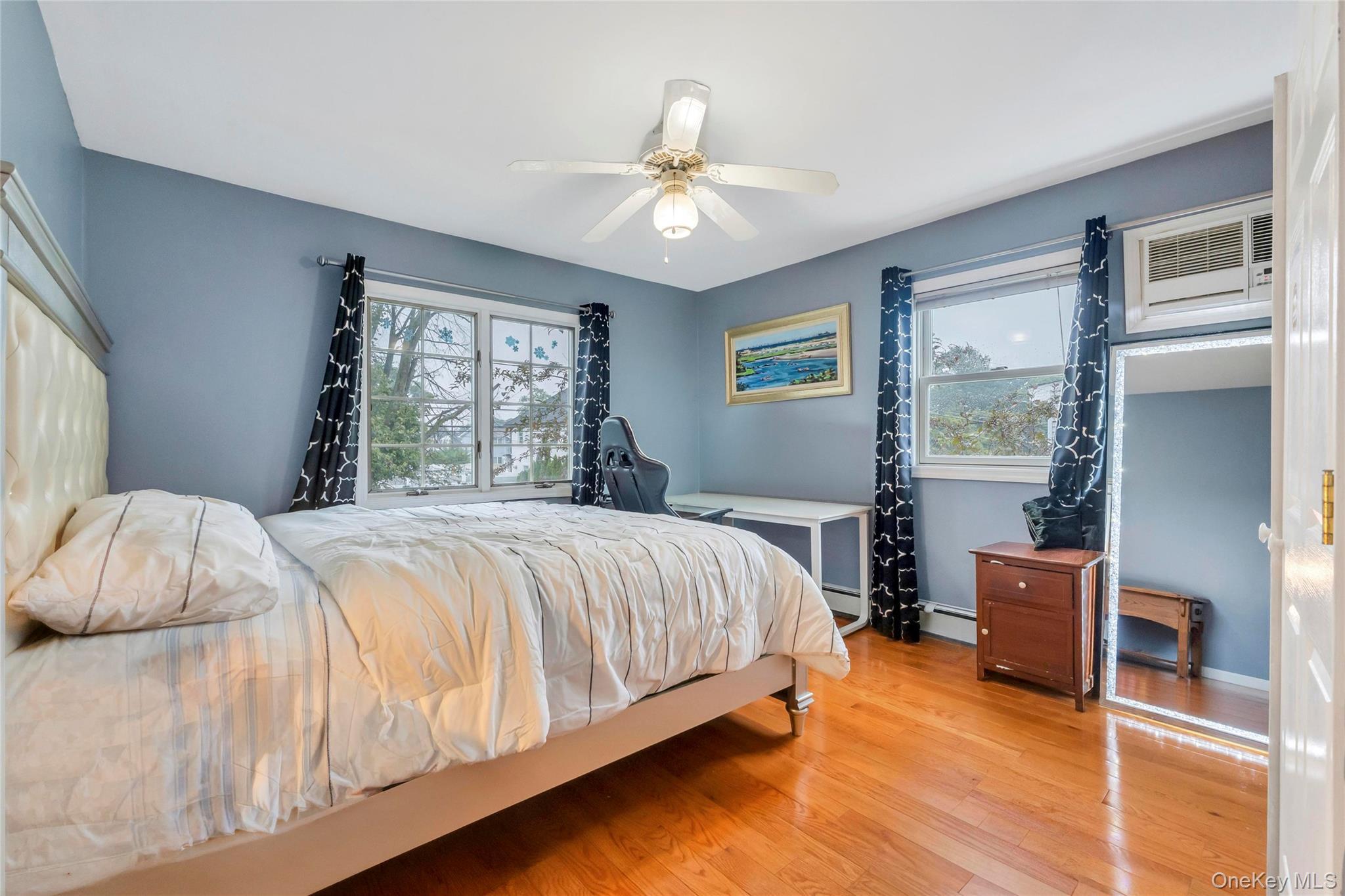 Single Family 6th Street Nassau County, NY 11554, MLS-1030759-20