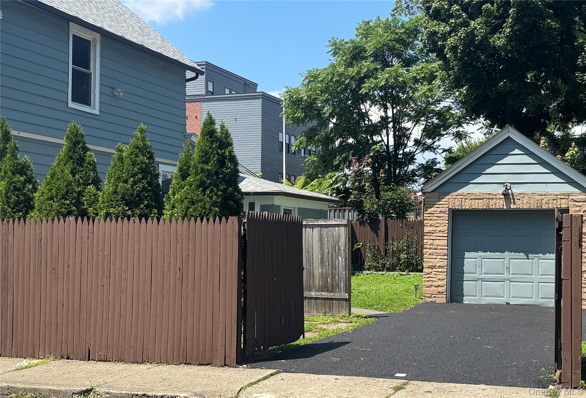 Single Family N Elm Street  Dutchess County, NY 12508, MLS-1030797-25
