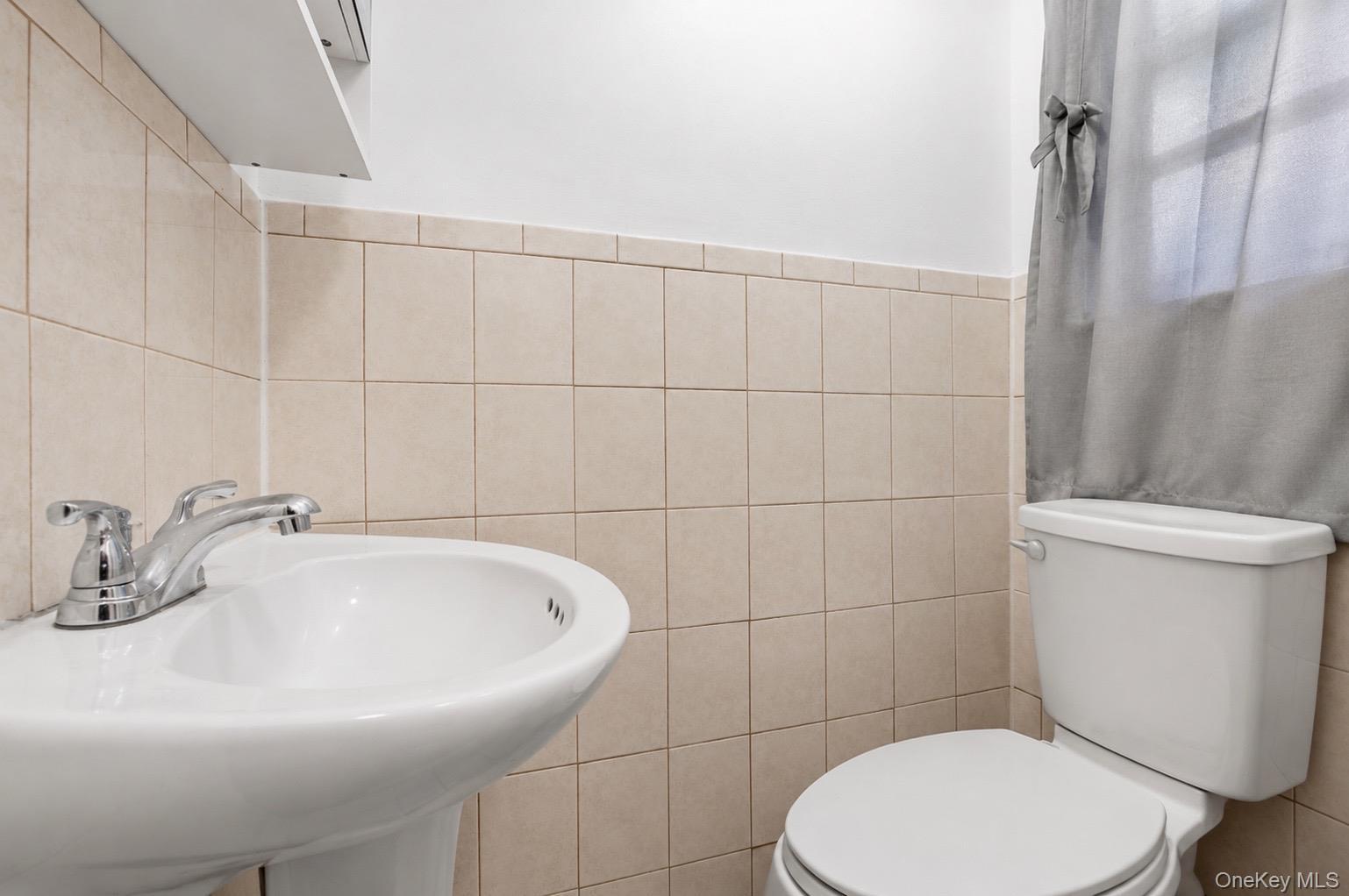 Single Family 222nd Street Queens, NY 11413, MLS-1030809-3