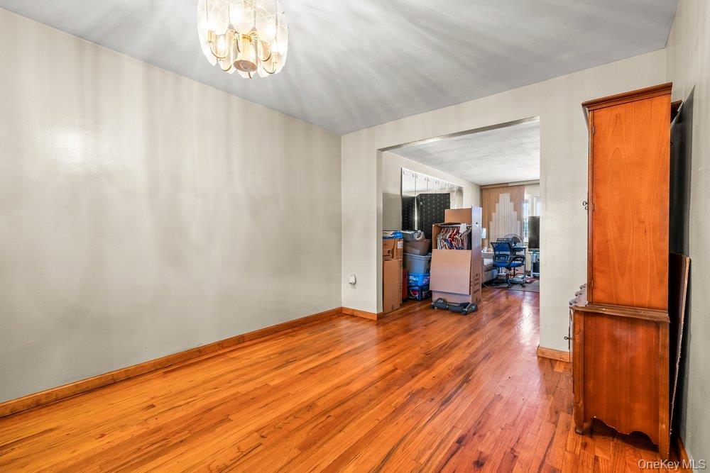 Single Family E 216th Street Bronx, NY 10467, MLS-1030810-5