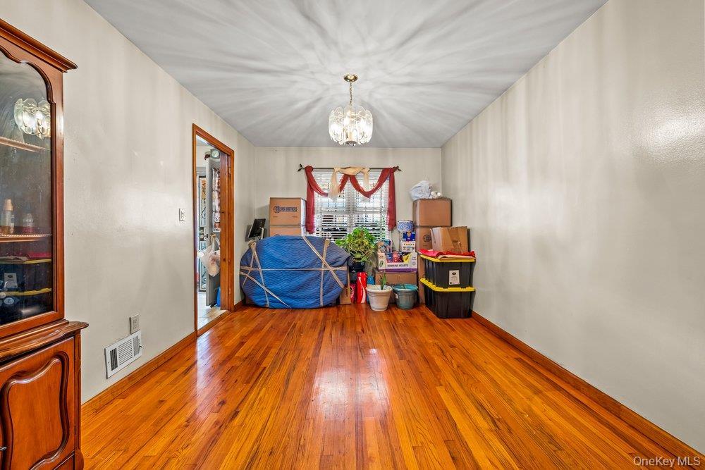 Single Family E 216th Street Bronx, NY 10467, MLS-1030810-8
