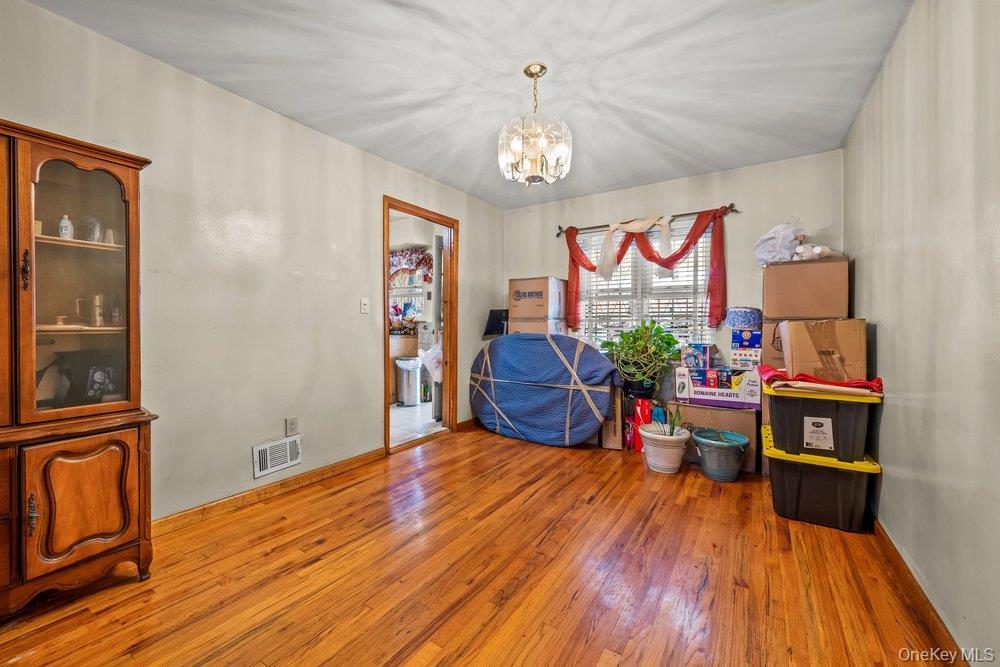 Single Family E 216th Street Bronx, NY 10467, MLS-1030810-9
