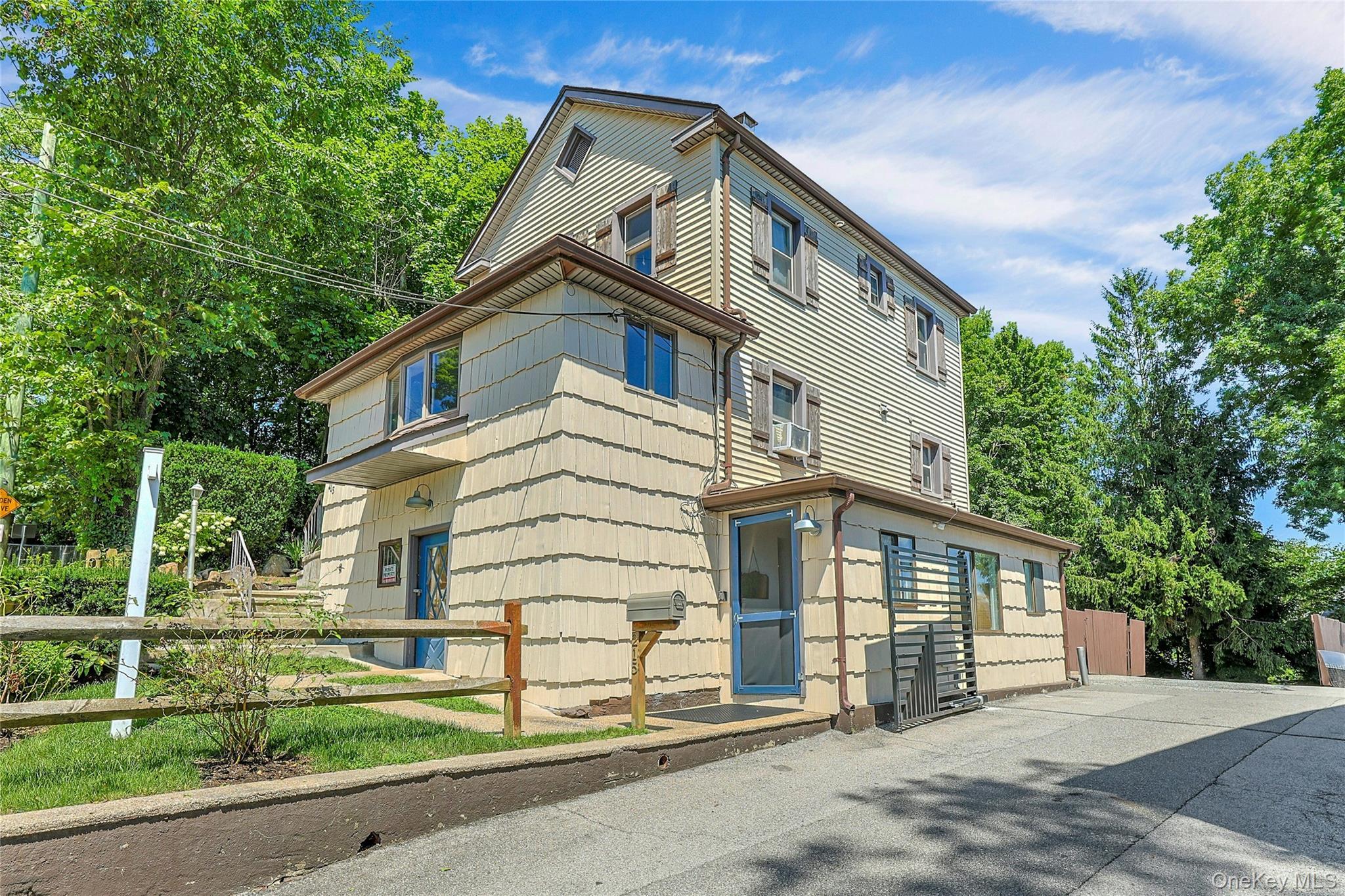 Single Family Chestnut Street Westchester County, NY 10573, MLS-1030826-2