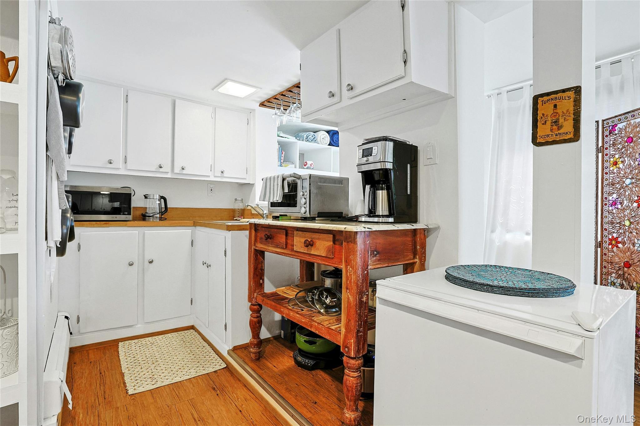 Single Family Chestnut Street Westchester County, NY 10573, MLS-1030826-25