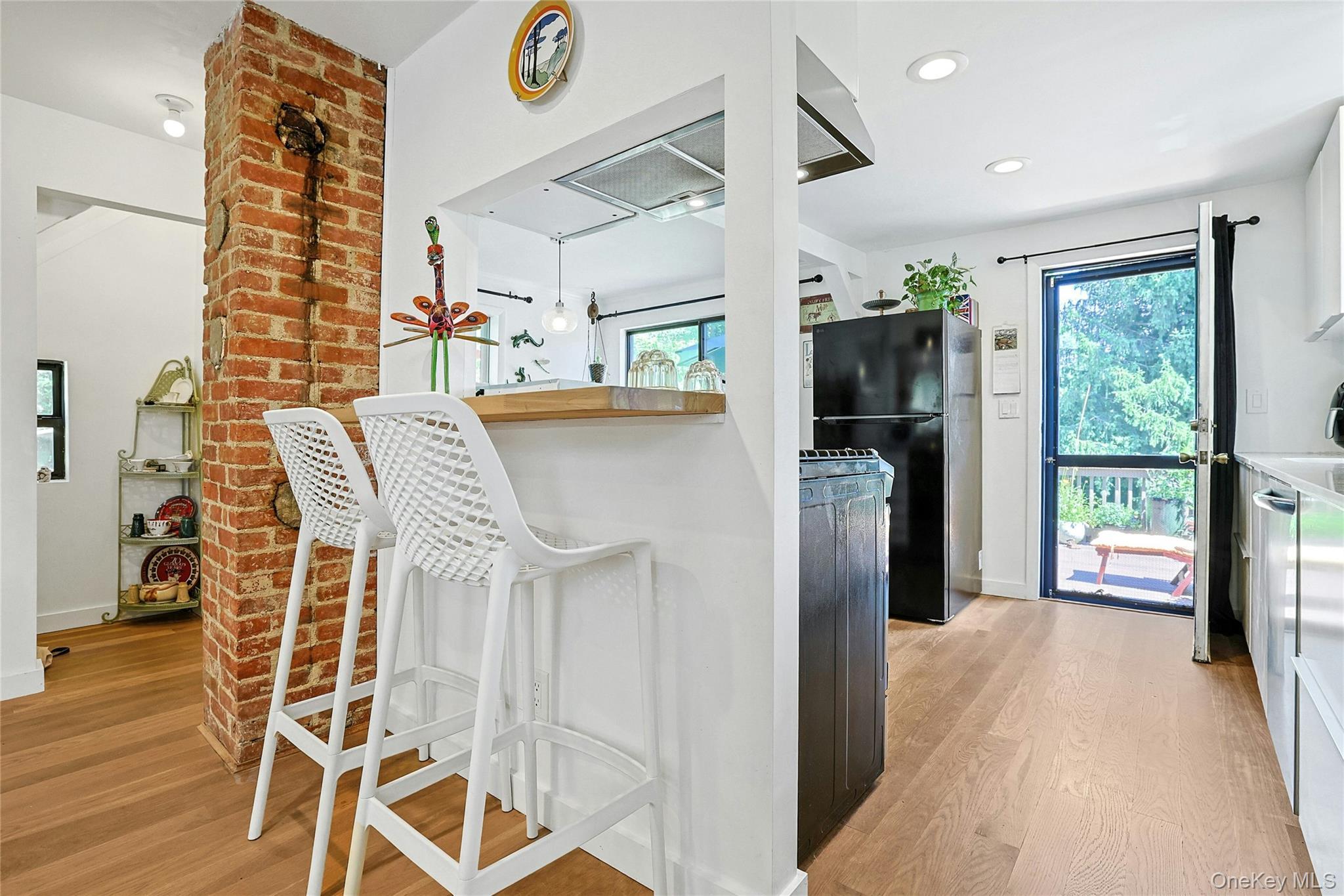 Single Family Chestnut Street Westchester County, NY 10573, MLS-1030826-8