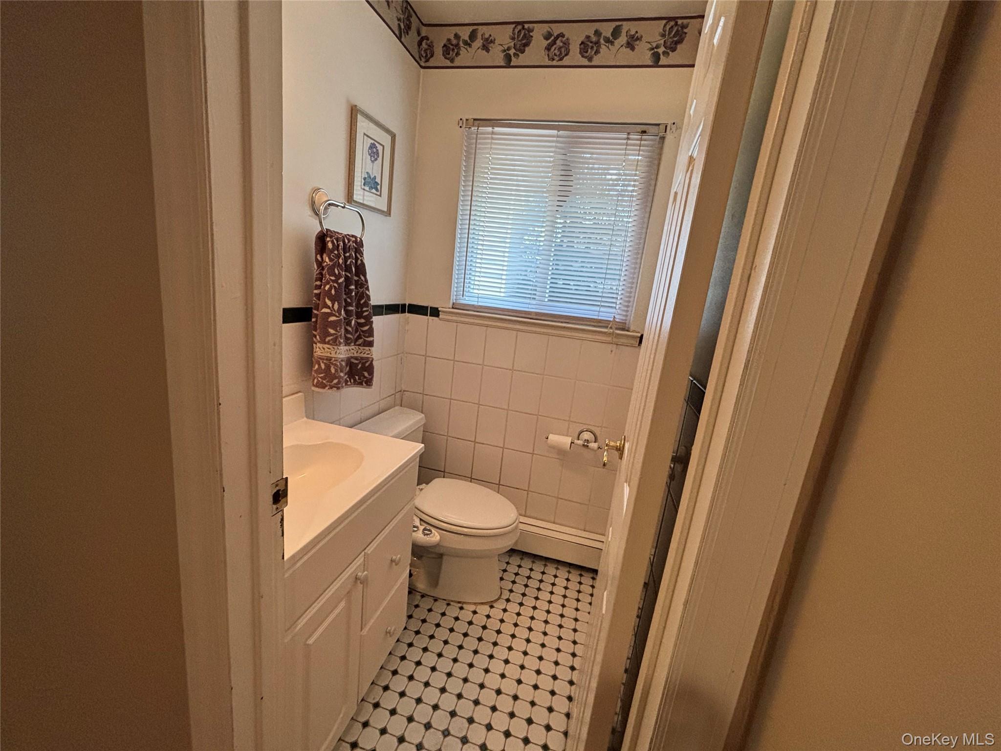 Single Family Sandy Court Suffolk County, NY 11755, MLS-1030830-11