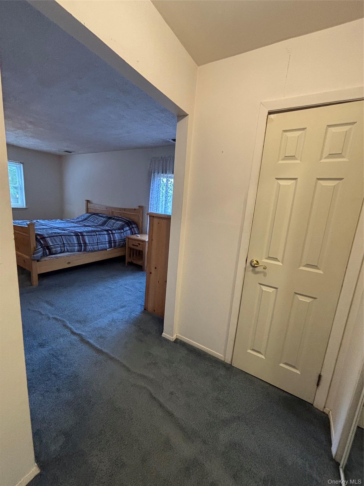 Single Family Sandy Court Suffolk County, NY 11755, MLS-1030830-19