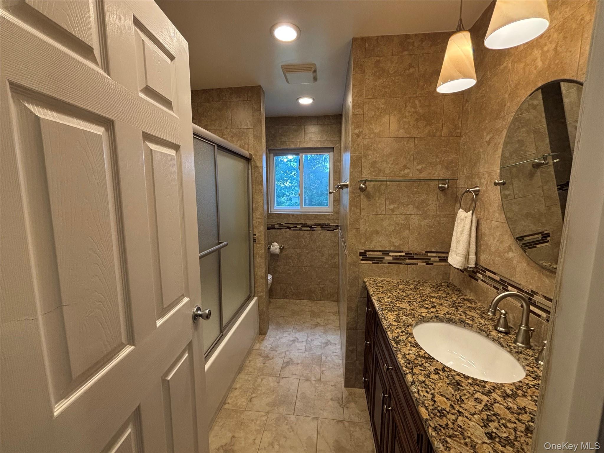 Single Family Sandy Court Suffolk County, NY 11755, MLS-1030830-24