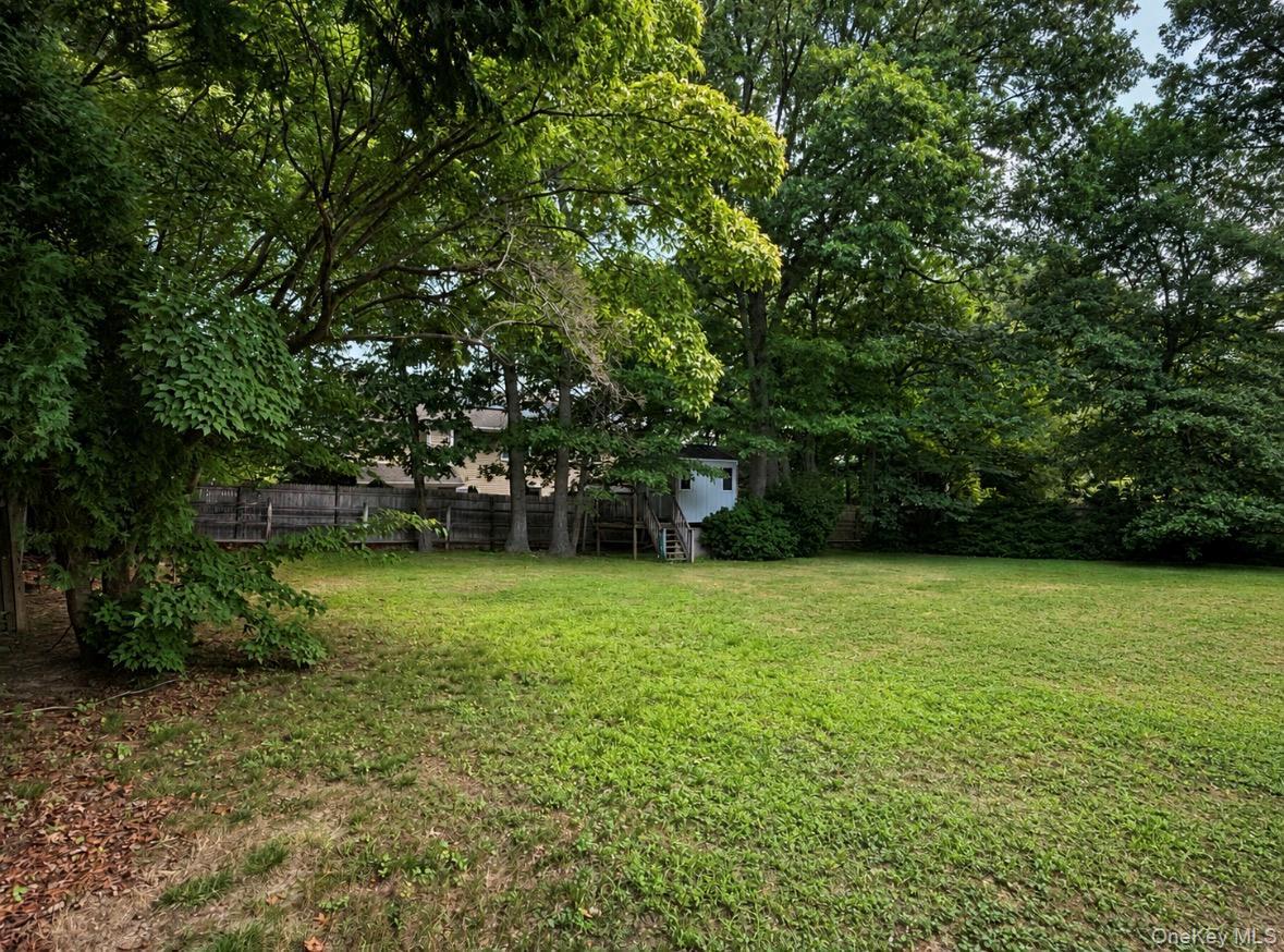 Single Family Sandy Court  Suffolk County, NY 11755, MLS-1030830-29