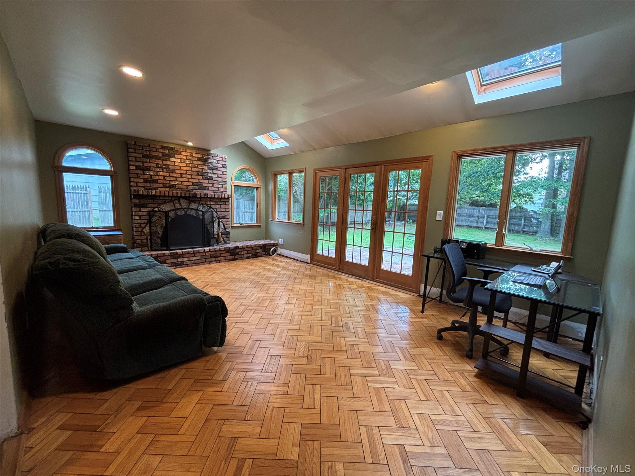 Single Family Sandy Court Suffolk County, NY 11755, MLS-1030830-7