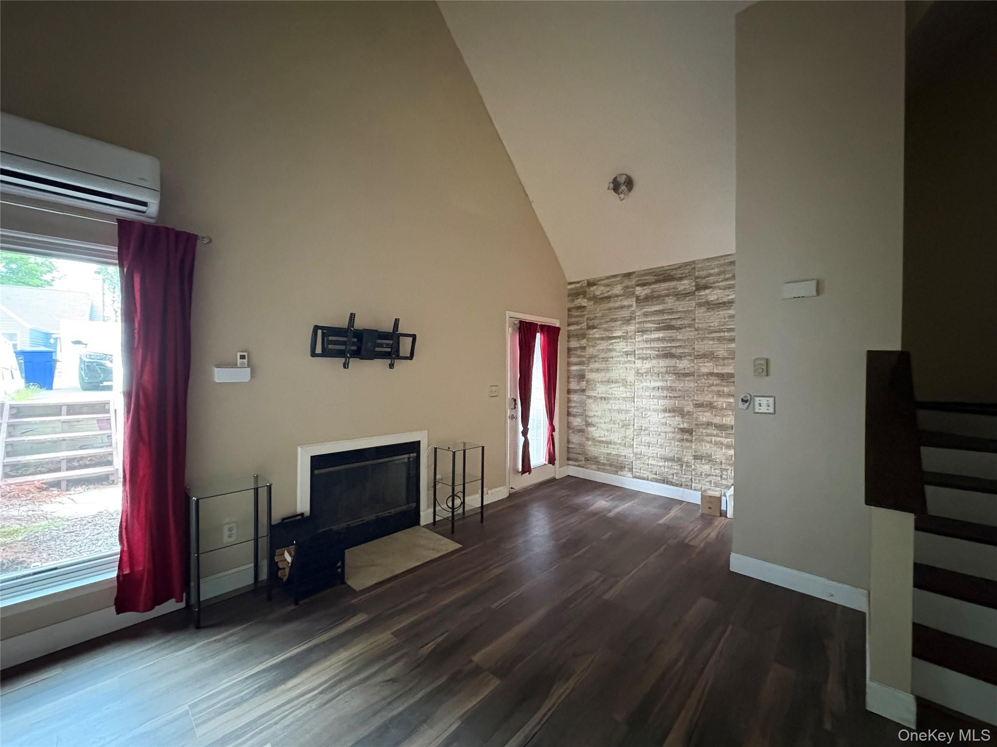 Single Family Fox Ridge  Sullivan County, NY 12789, MLS-1030839-13