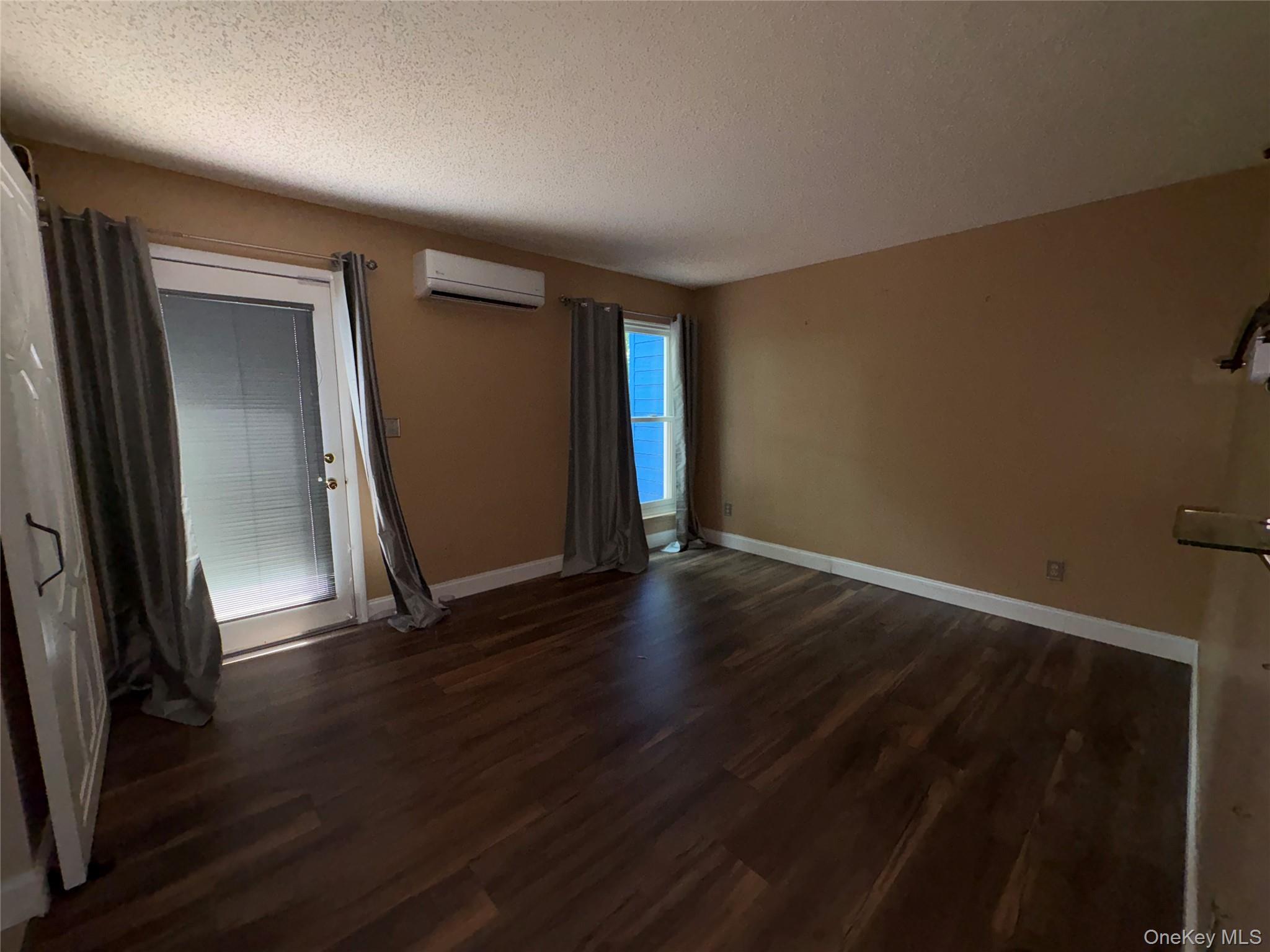 Single Family Fox Ridge  Sullivan County, NY 12789, MLS-1030839-22
