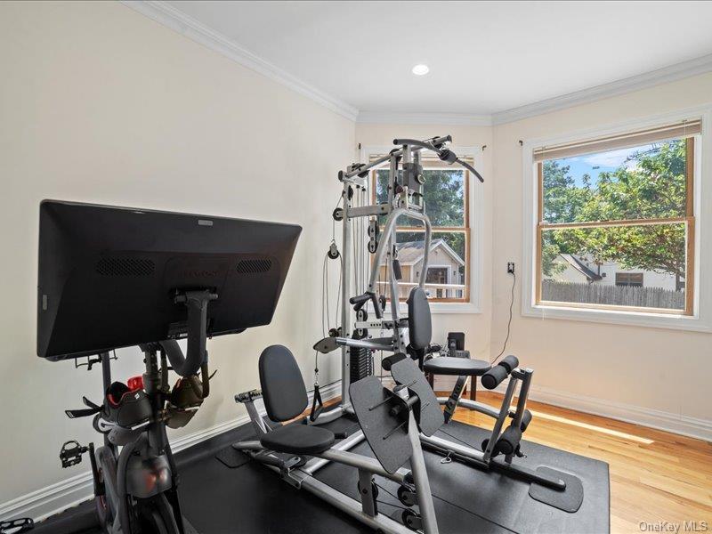 Single Family Harrison Avenue  Westchester County, NY 10528, MLS-1030849-11