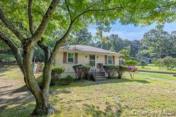 Single Family Old Bridge Road  Suffolk County, NY 11768, MLS-1030862-3