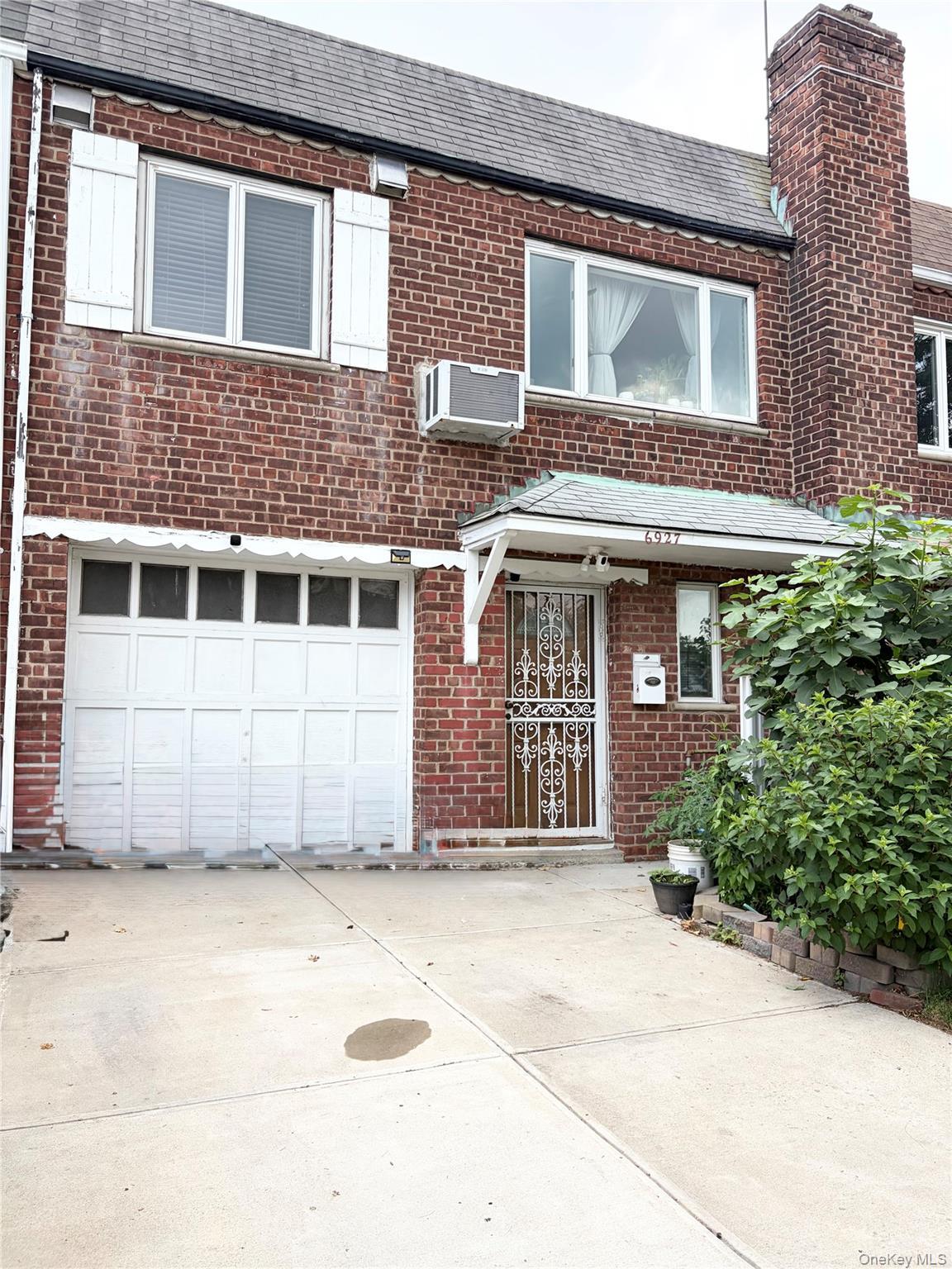 Single Family 169th Street  Queens, NY 11365, MLS-1030886-18