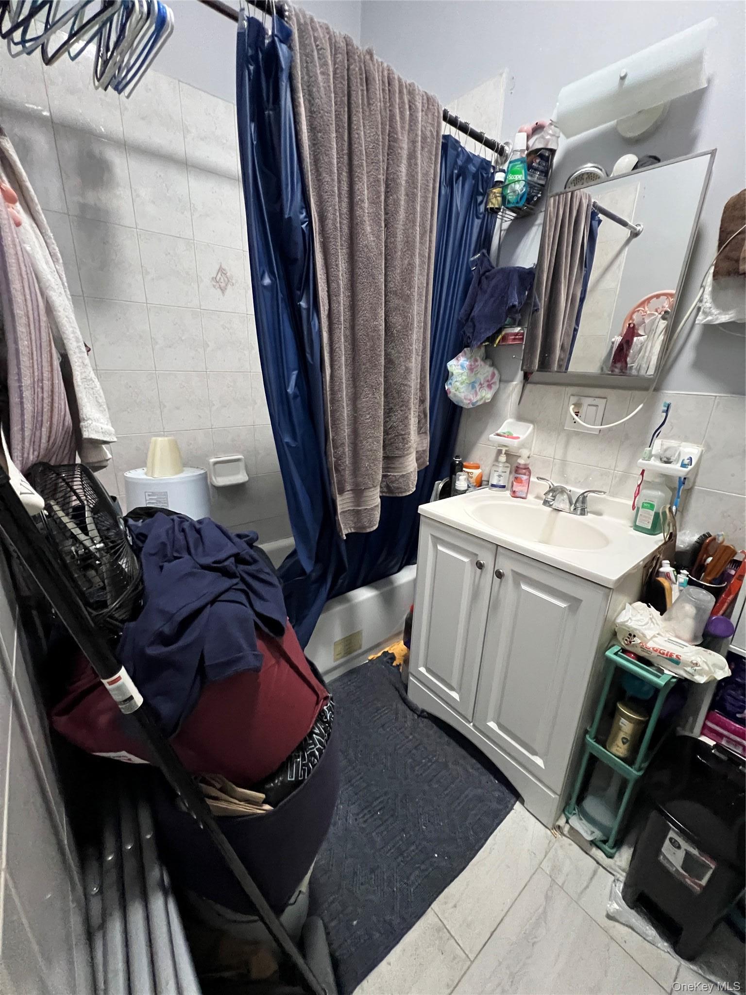 Single Family Elsmere Place Bronx, NY 10460, MLS-1030899-14