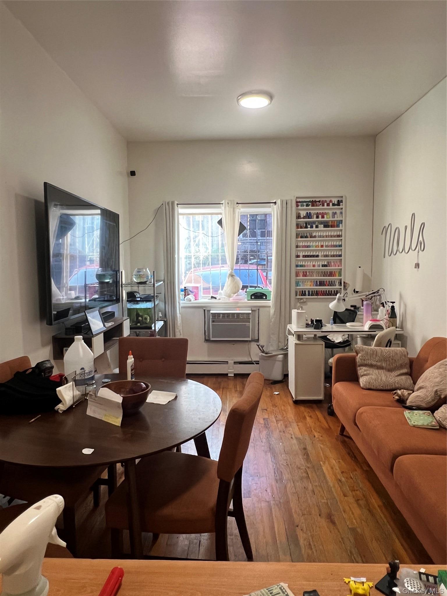 Single Family Elsmere Place Bronx, NY 10460, MLS-1030899-18