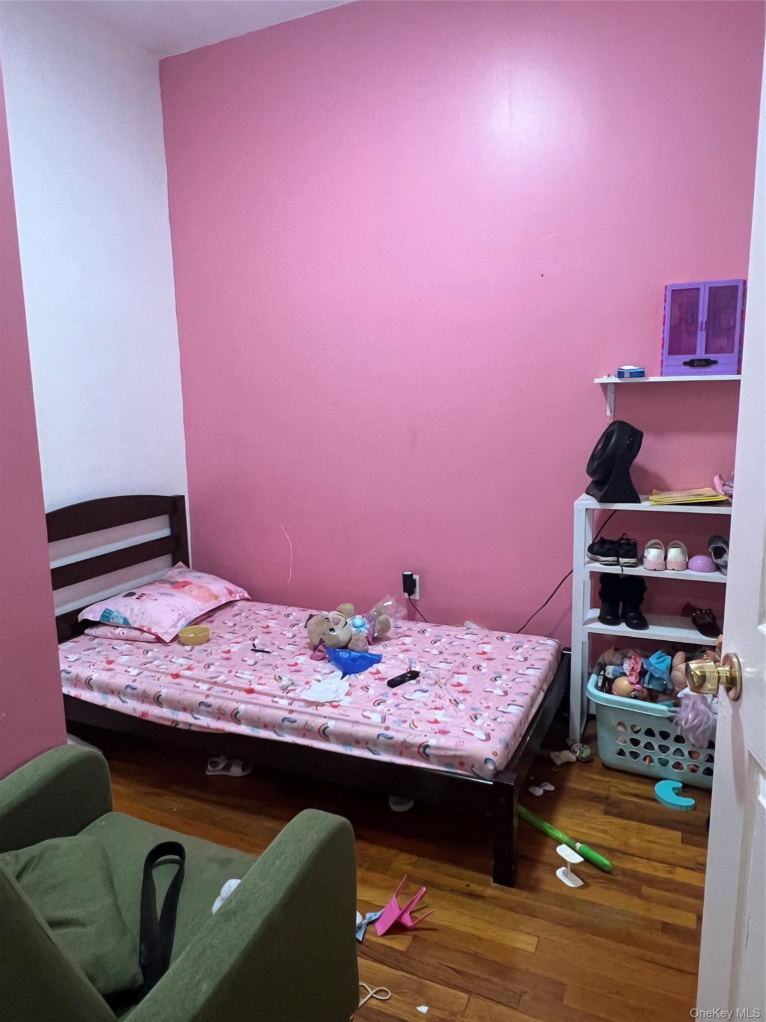 Single Family Elsmere Place Bronx, NY 10460, MLS-1030899-20