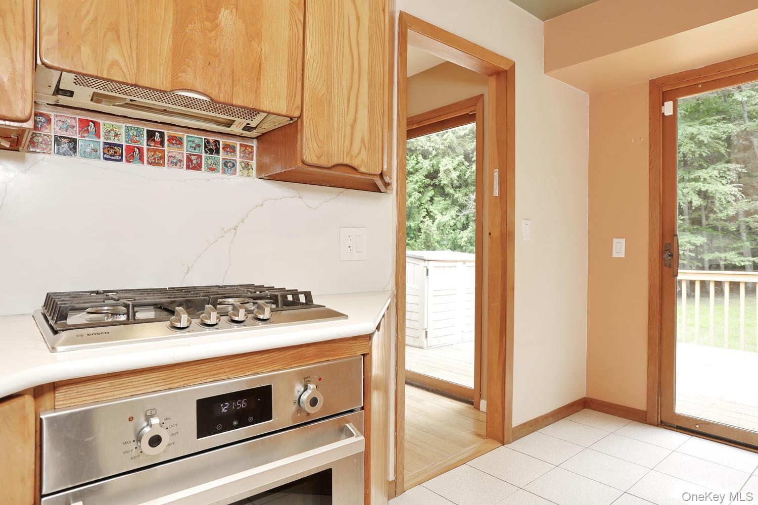 Single Family Pascack Road Rockland County, NY 10965, MLS-1030909-10