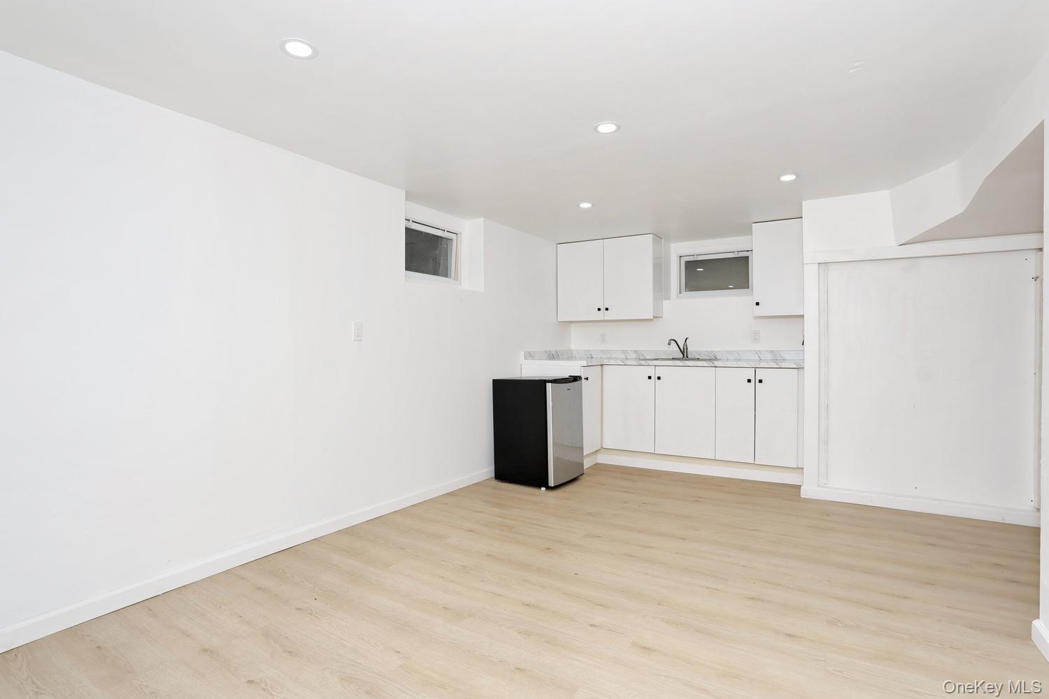 Single Family Pascack Road Rockland County, NY 10965, MLS-1030909-26
