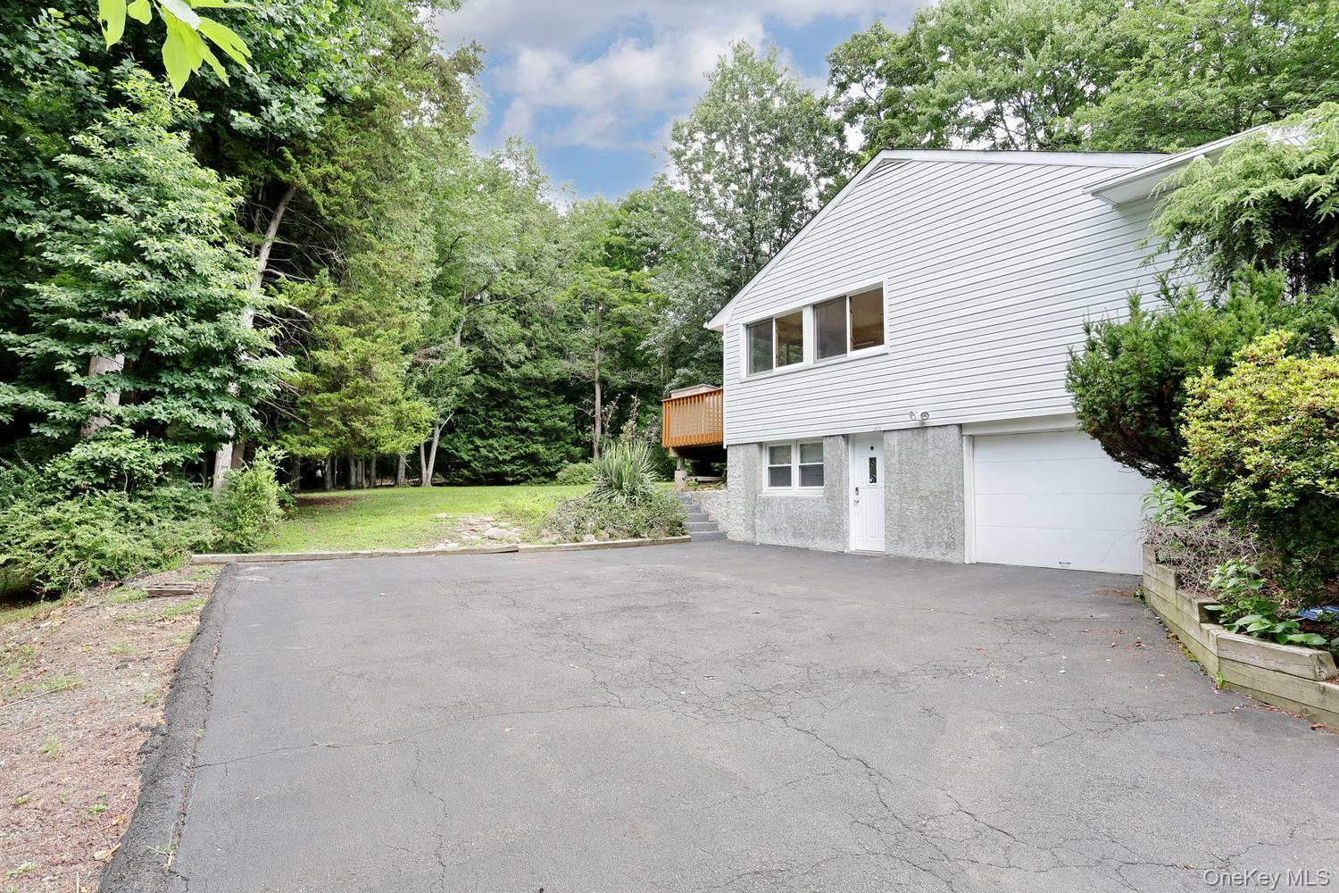 Single Family Pascack Road Rockland County, NY 10965, MLS-1030909-30