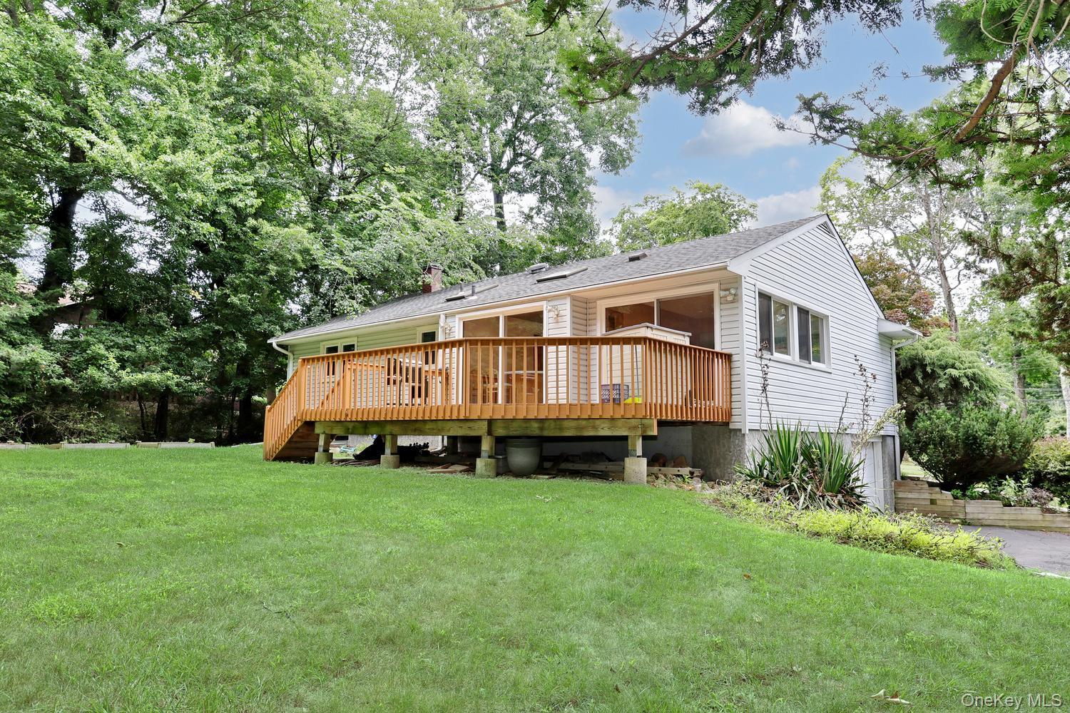 Single Family Pascack Road Rockland County, NY 10965, MLS-1030909-32