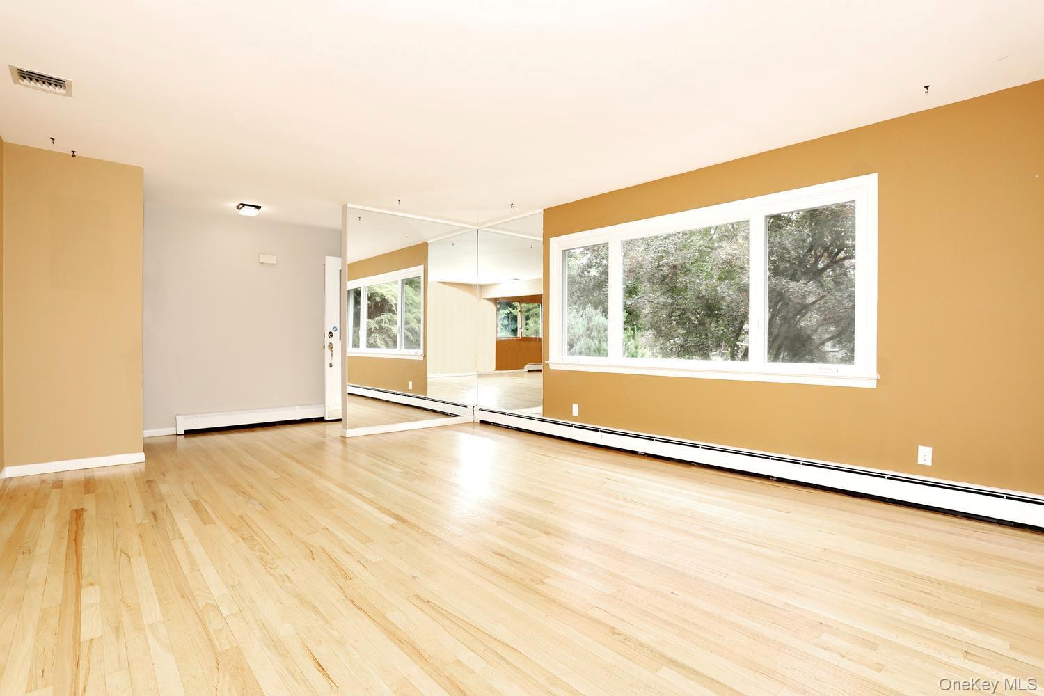 Single Family Pascack Road Rockland County, NY 10965, MLS-1030909-6