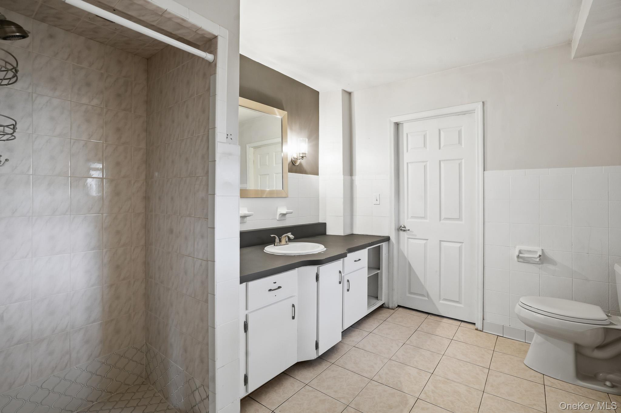 Single Family Kent Avenue  Dutchess County, NY 12603, MLS-1030910-14