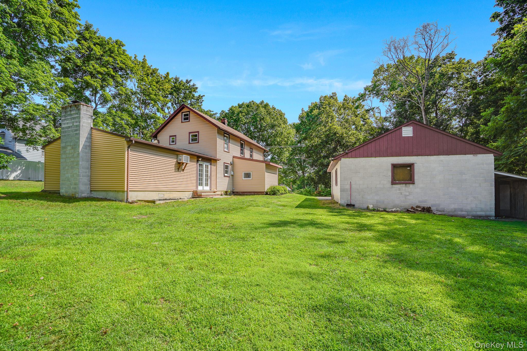 Single Family Kent Avenue  Dutchess County, NY 12603, MLS-1030910-30