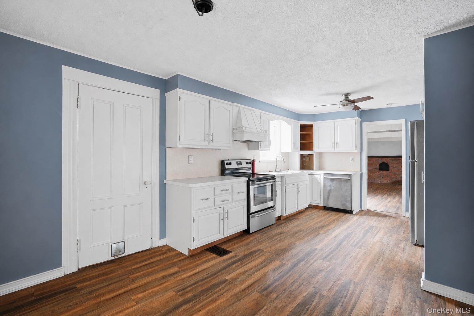 Single Family Kent Avenue  Dutchess County, NY 12603, MLS-1030910-6