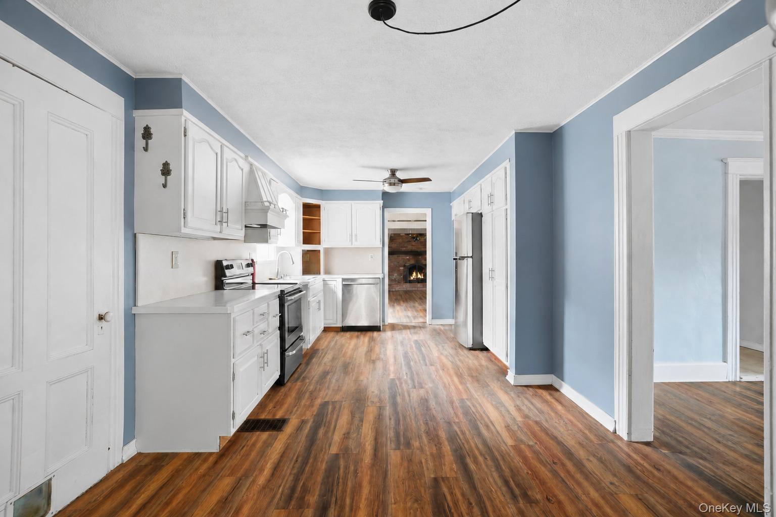 Single Family Kent Avenue  Dutchess County, NY 12603, MLS-1030910-7