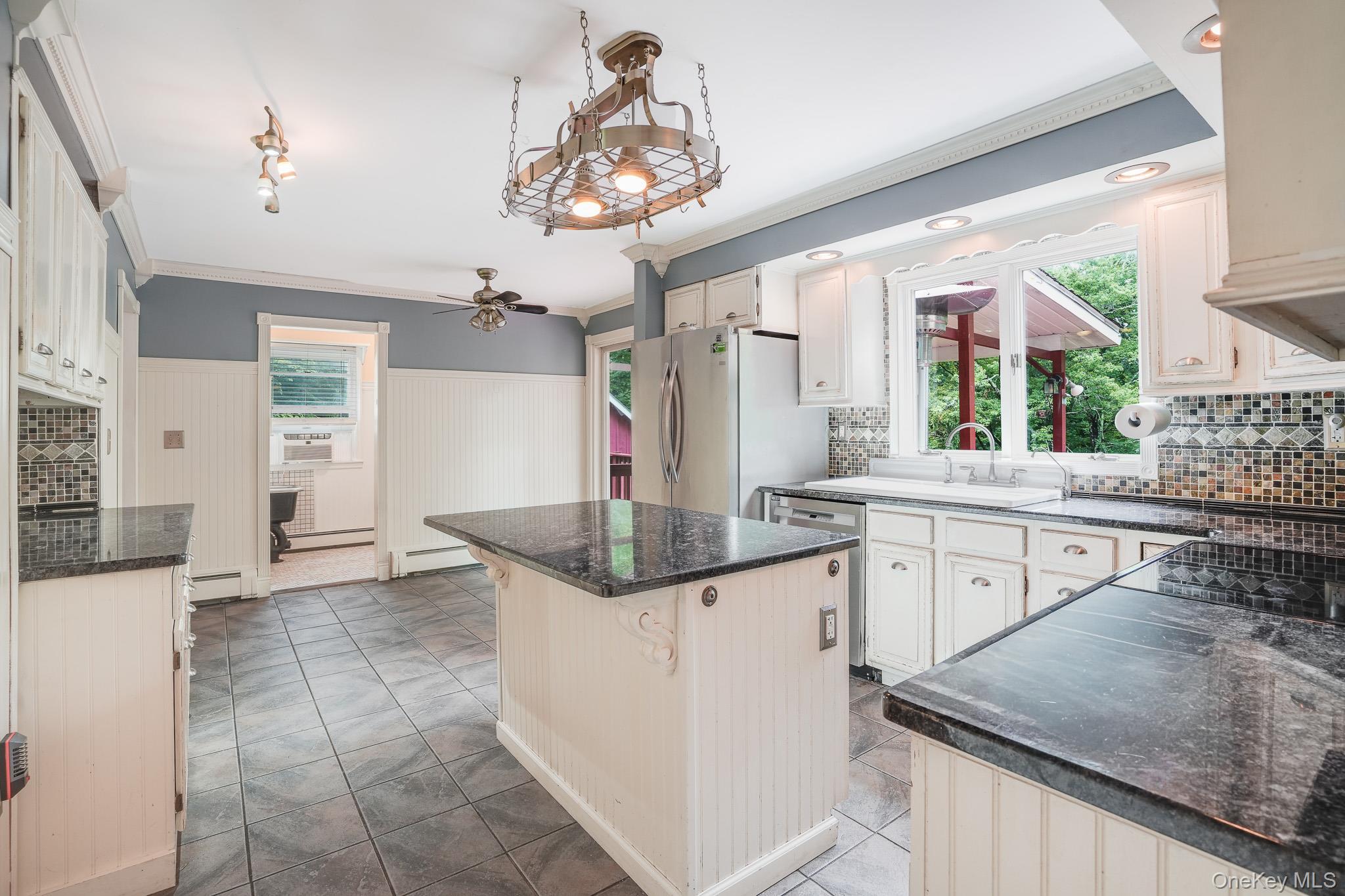 Single Family Bowe Lane Dutchess County, NY 12540, MLS-1030911-11