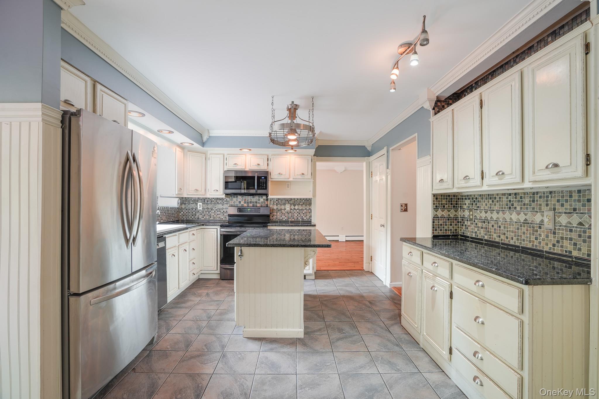 Single Family Bowe Lane Dutchess County, NY 12540, MLS-1030911-12