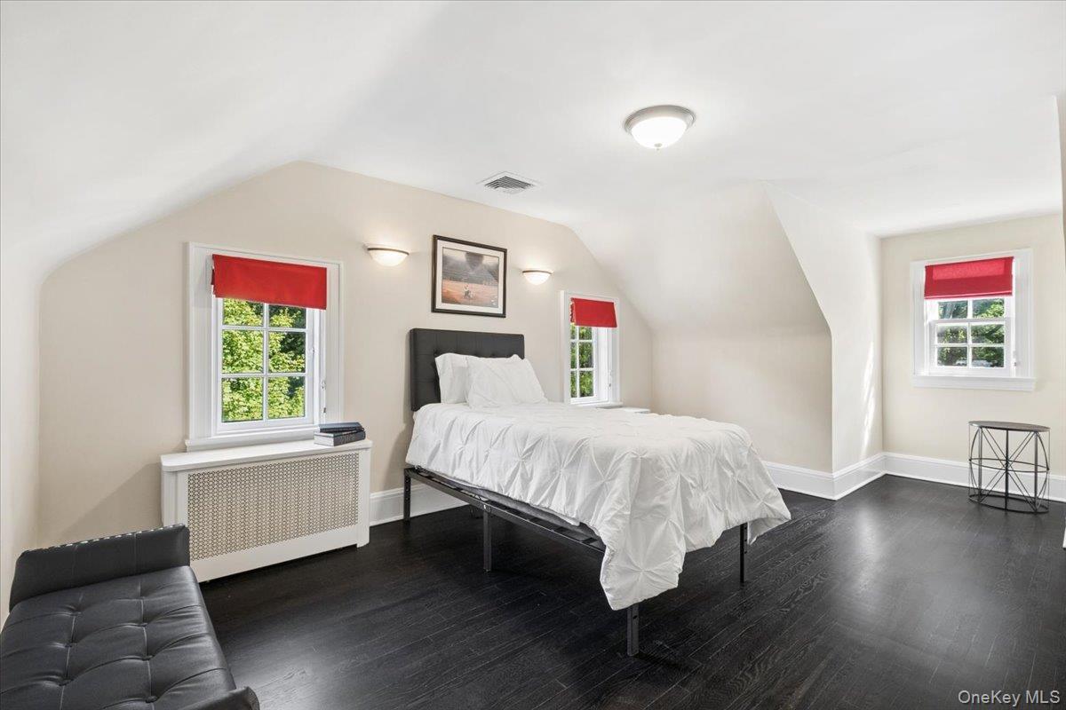 Single Family Beechmont Drive Westchester County, NY 10804, MLS-1030915-22