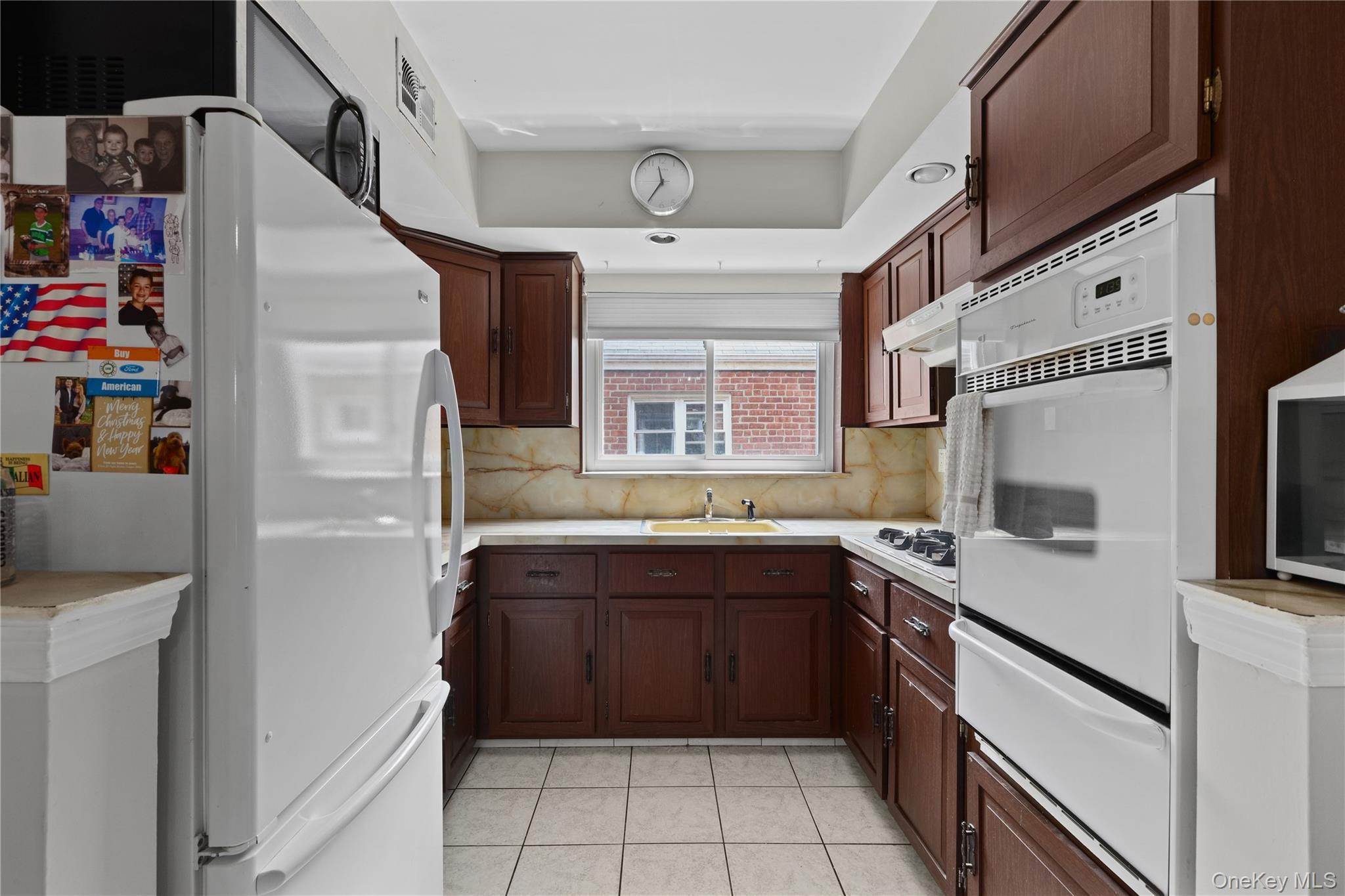 Single Family Griswold Avenue Bronx, NY 10465, MLS-1030927-10