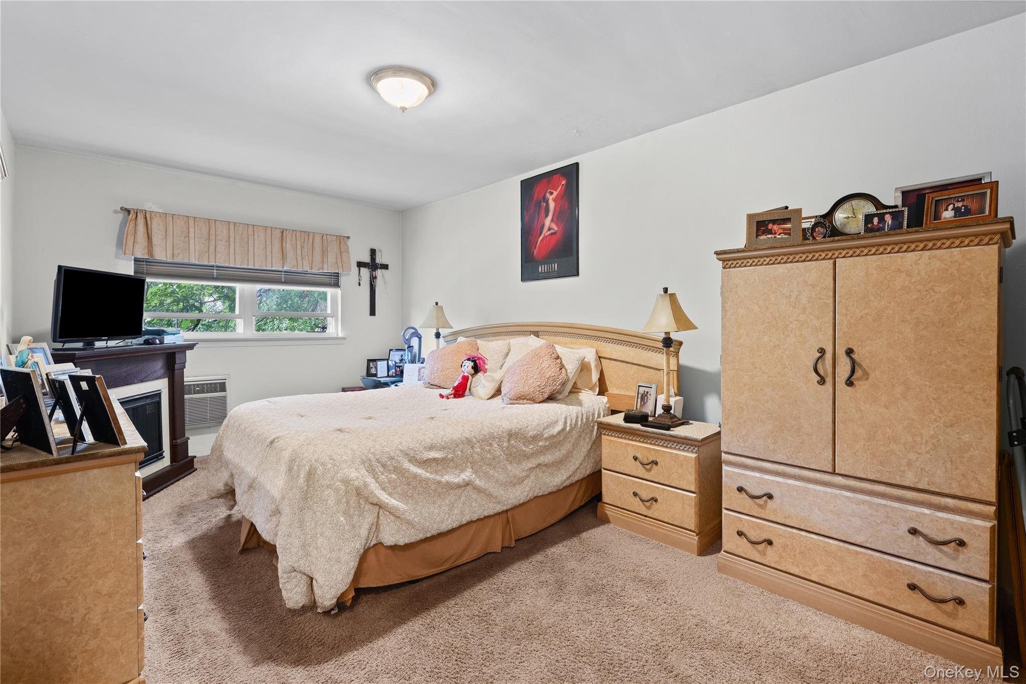 Single Family Griswold Avenue Bronx, NY 10465, MLS-1030927-23