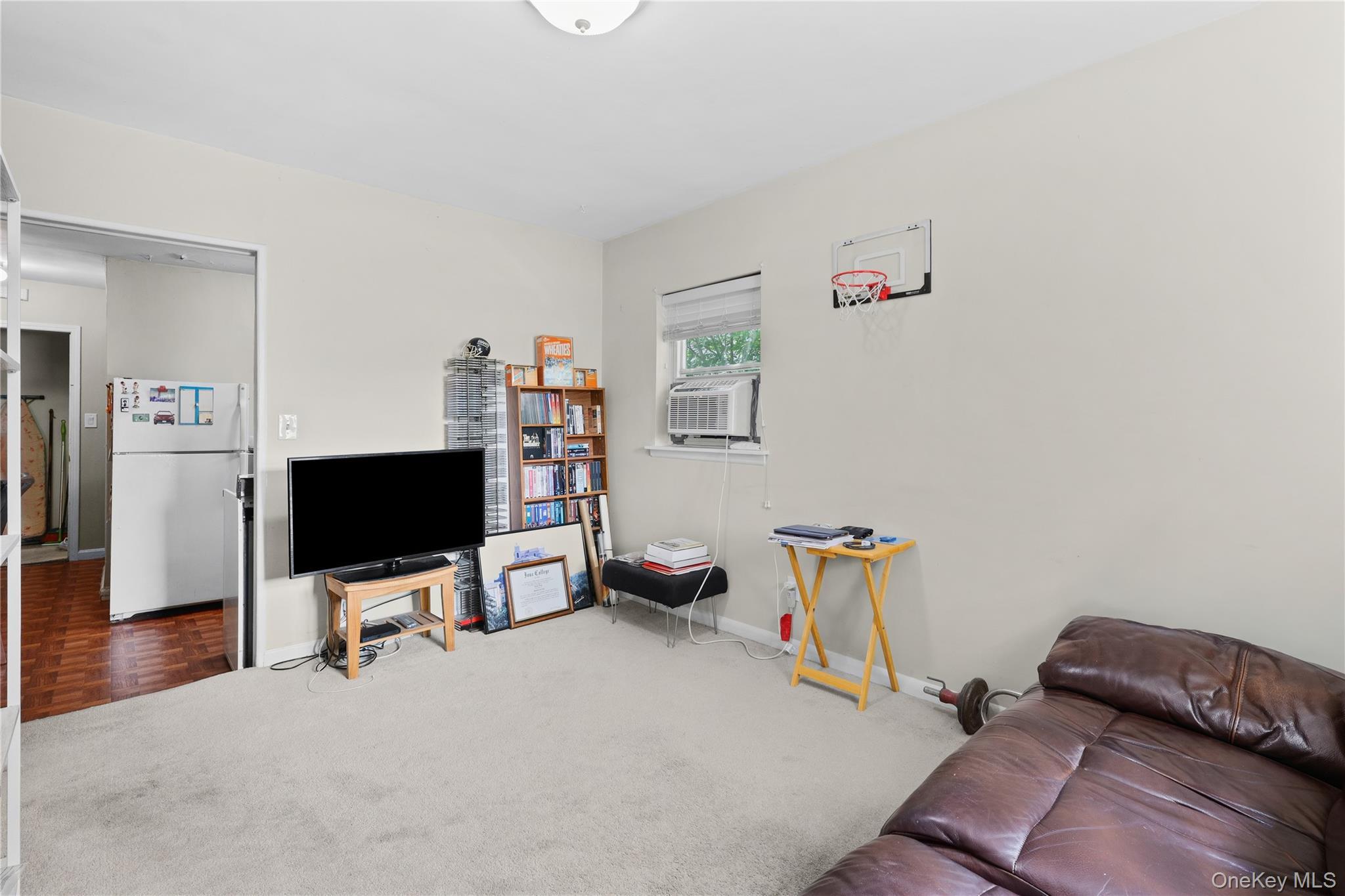 Single Family Griswold Avenue Bronx, NY 10465, MLS-1030927-29