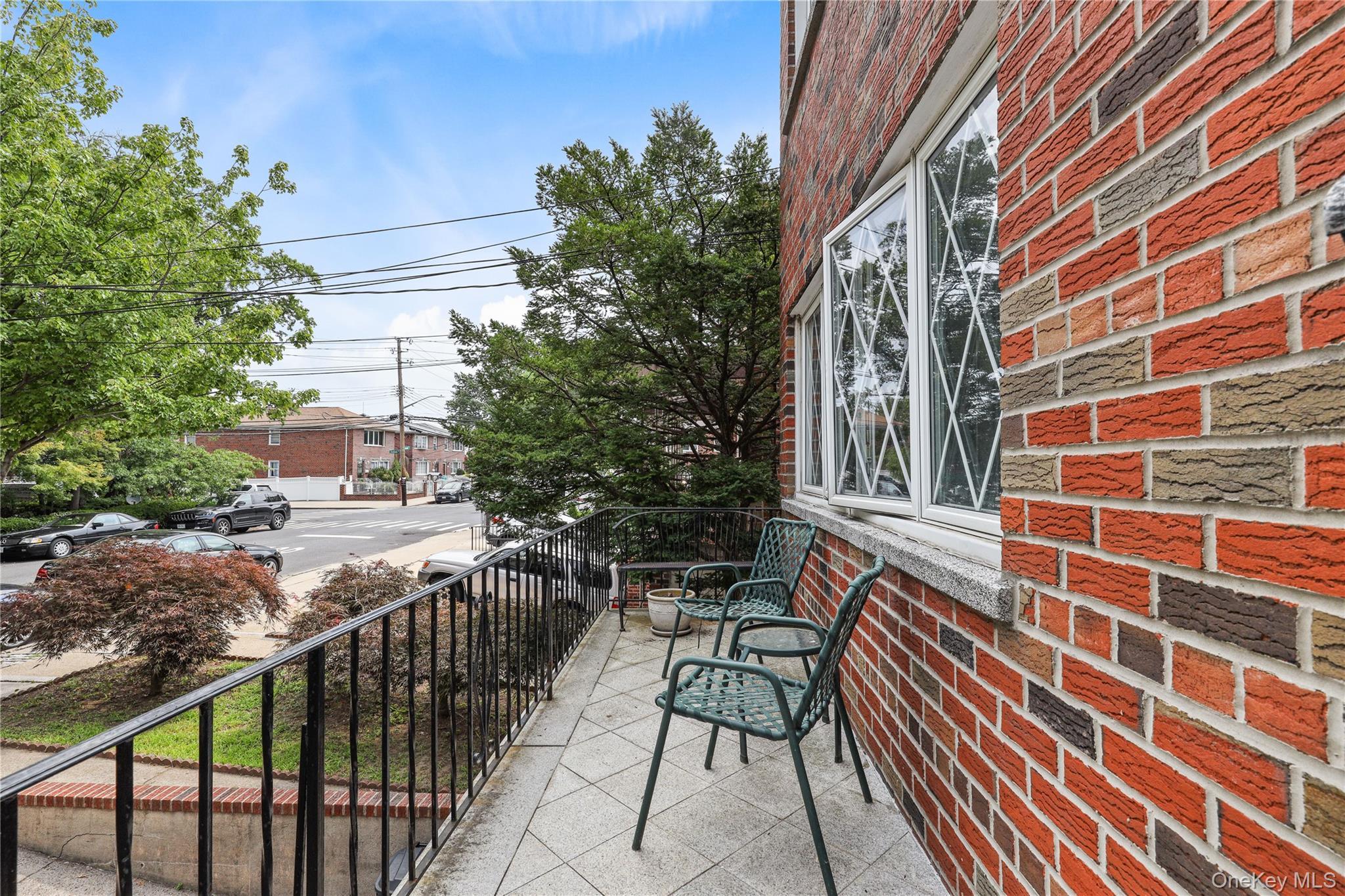 Single Family Griswold Avenue Bronx, NY 10465, MLS-1030927-5