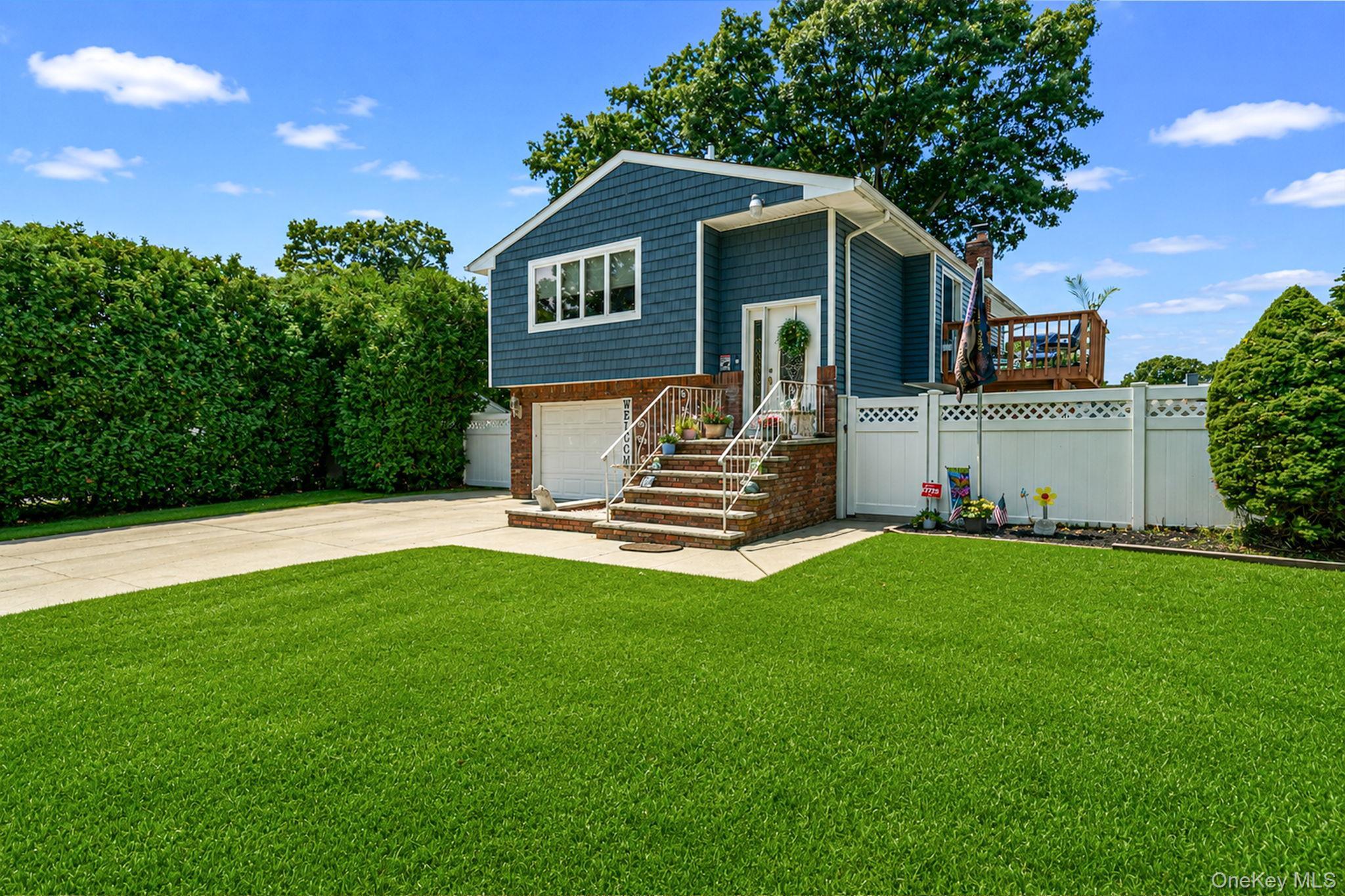 Single Family Fannie Drive  Suffolk County, NY 11738, MLS-1030936-2