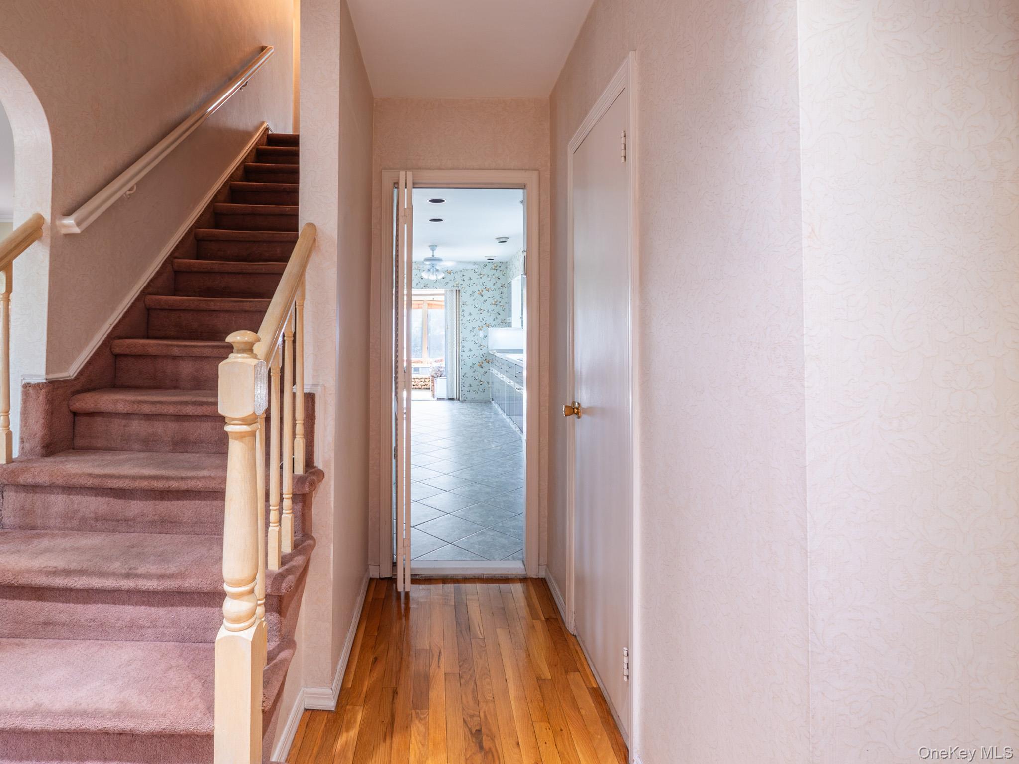 Single Family 176th Street  Queens, NY 11366, MLS-1030937-12