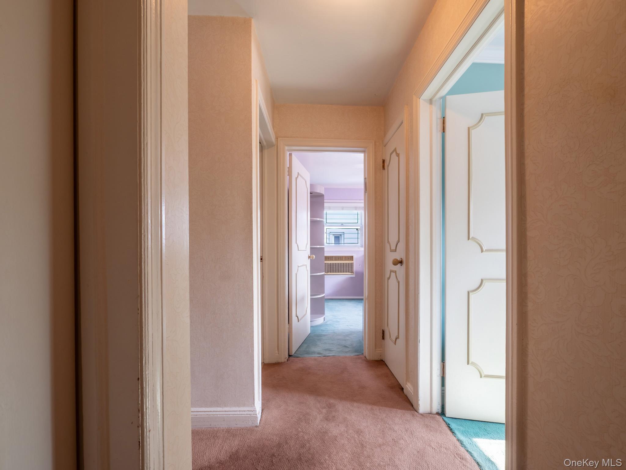 Single Family 176th Street  Queens, NY 11366, MLS-1030937-33